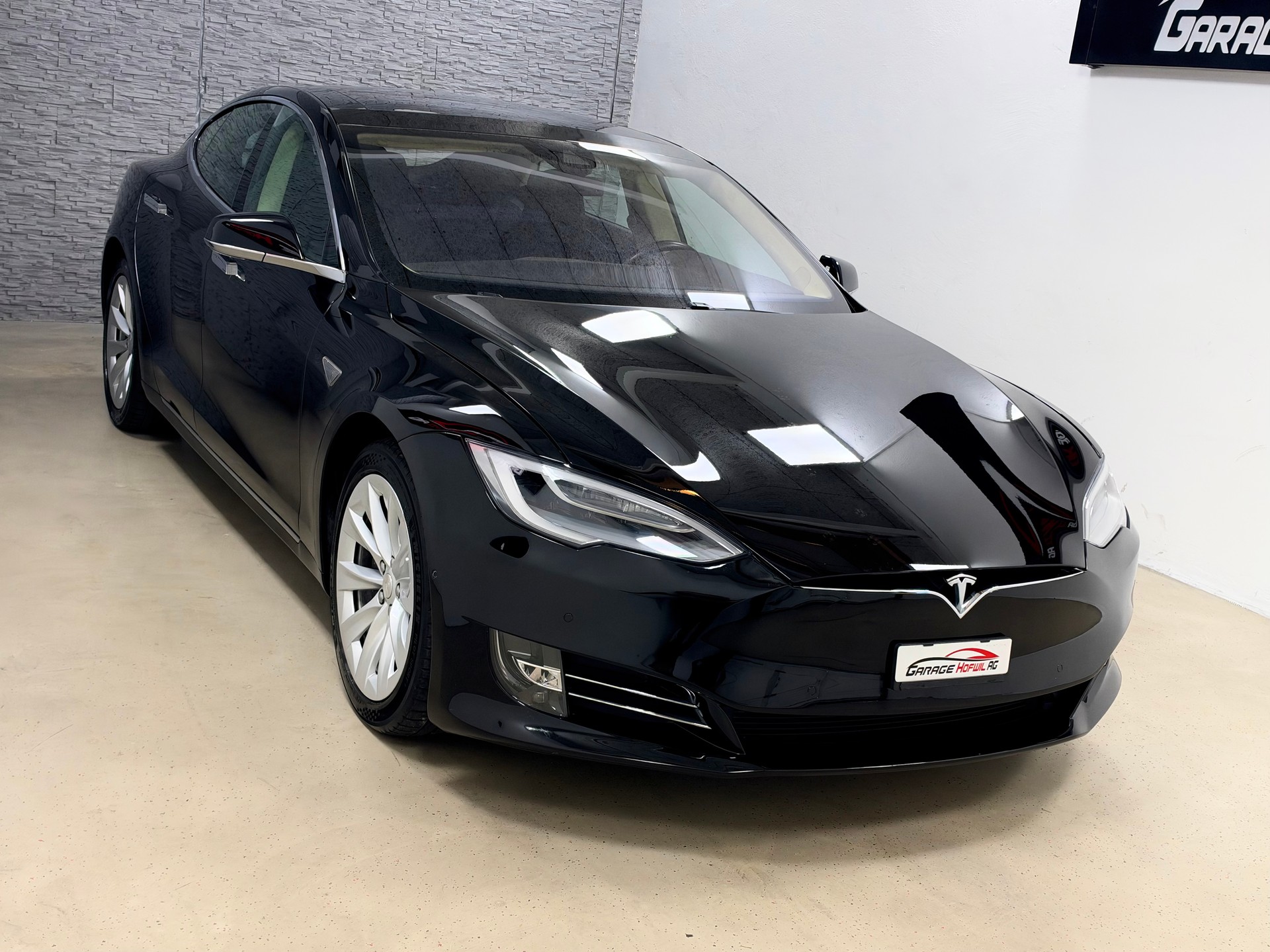 TESLA Model S 75 D FREE SUPERCHARGER-image-2