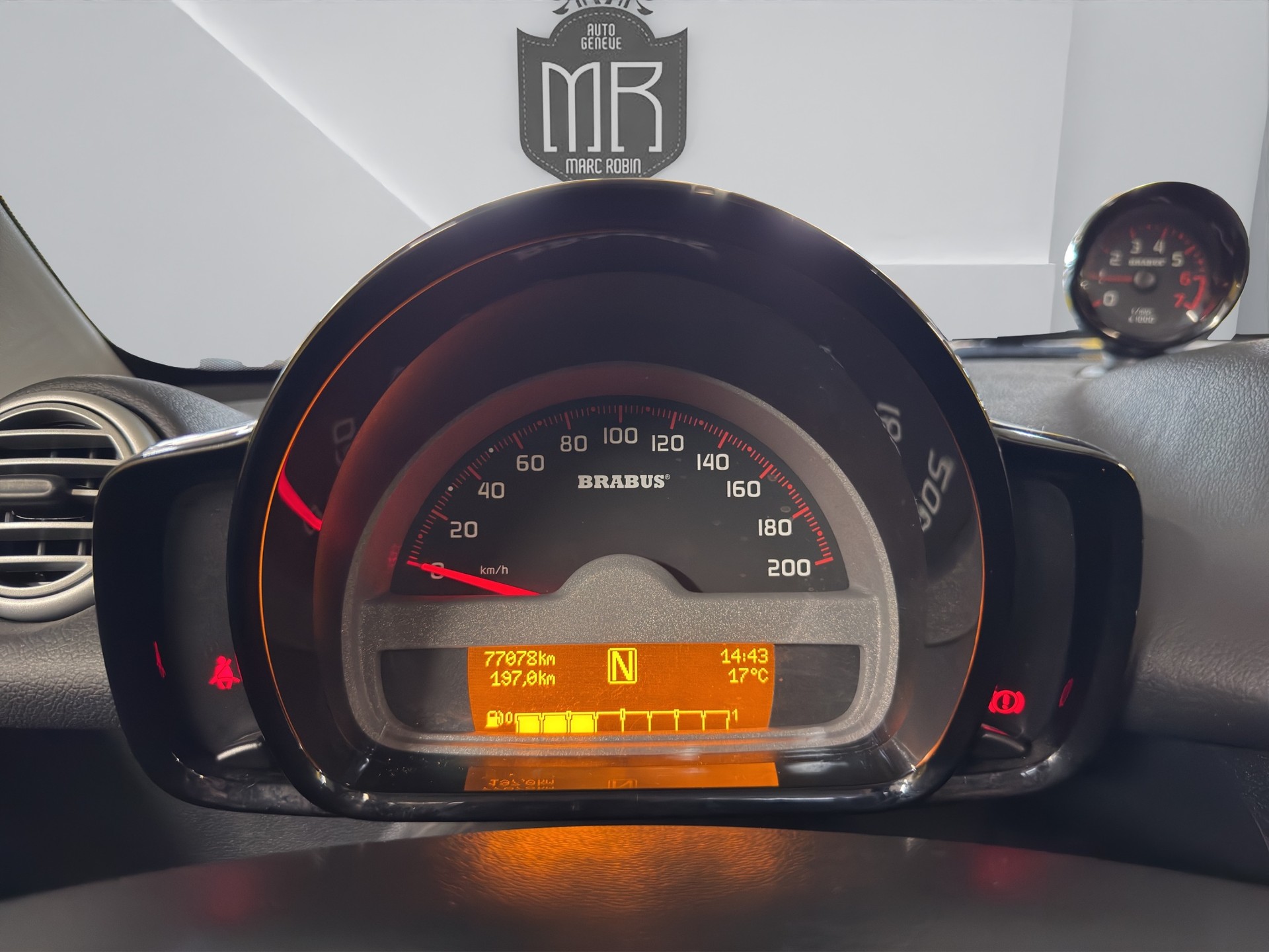 SMART fortwo Brabus softouch-image-10