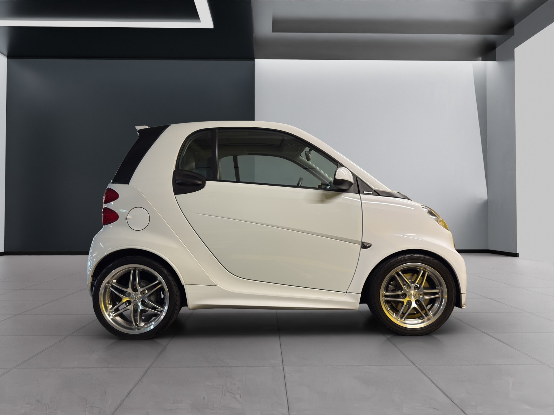 SMART fortwo Brabus softouch-showroom-element-2