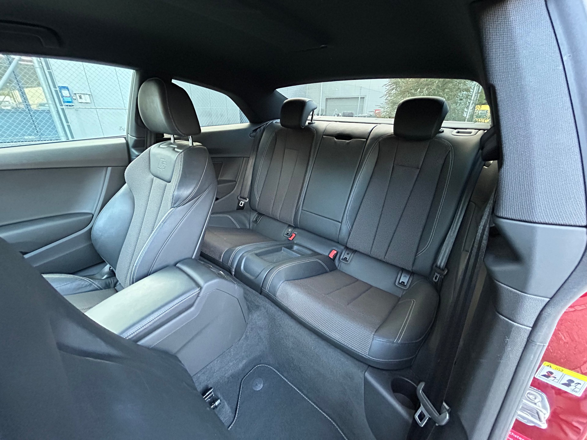 AUDI A5 Coupé 2.0 TFSI Sport quattro S-tronic S-Line-image-13
