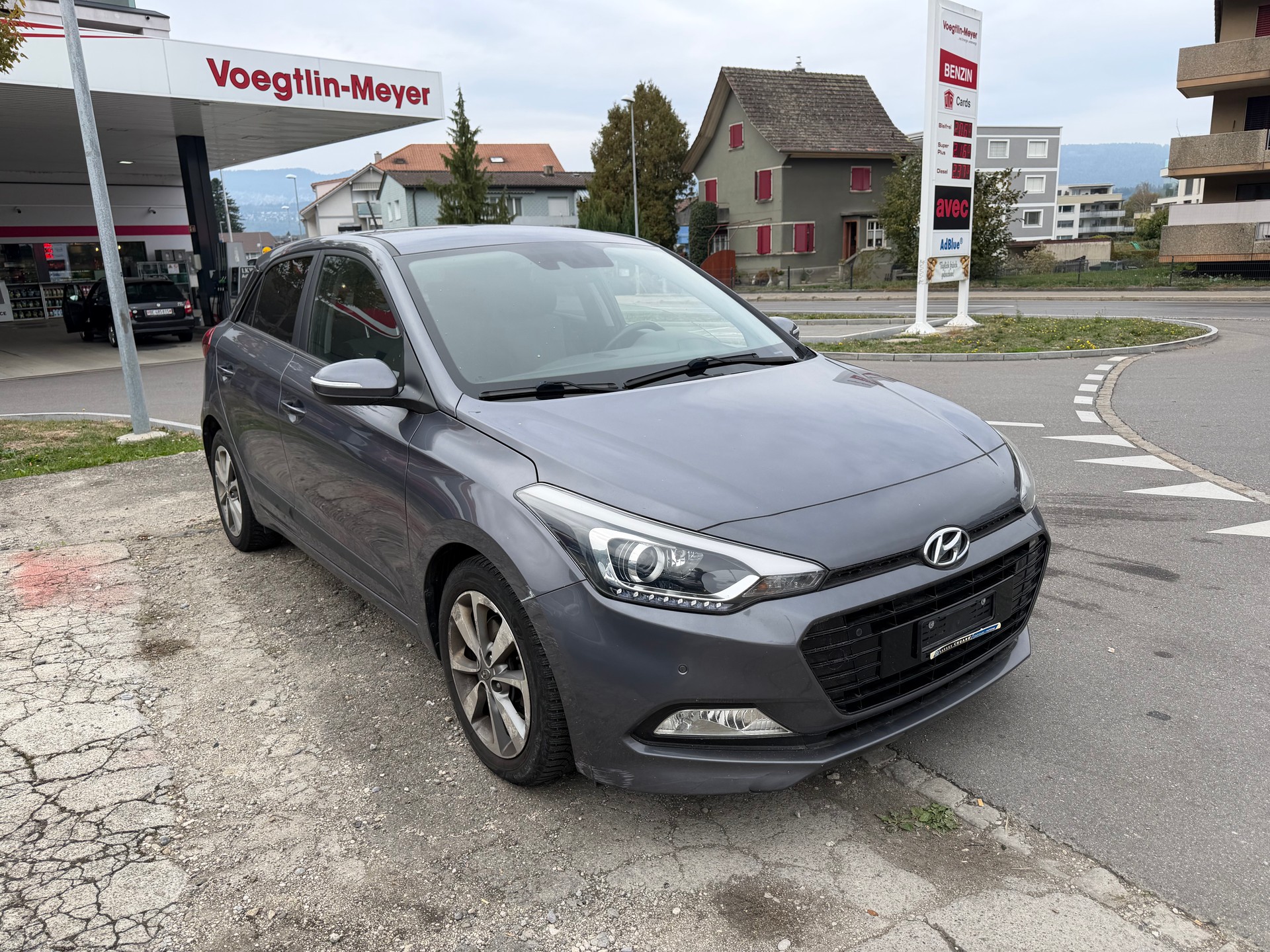 HYUNDAI i20 1.0 T-GDi Plena-ab Mfk-image-1