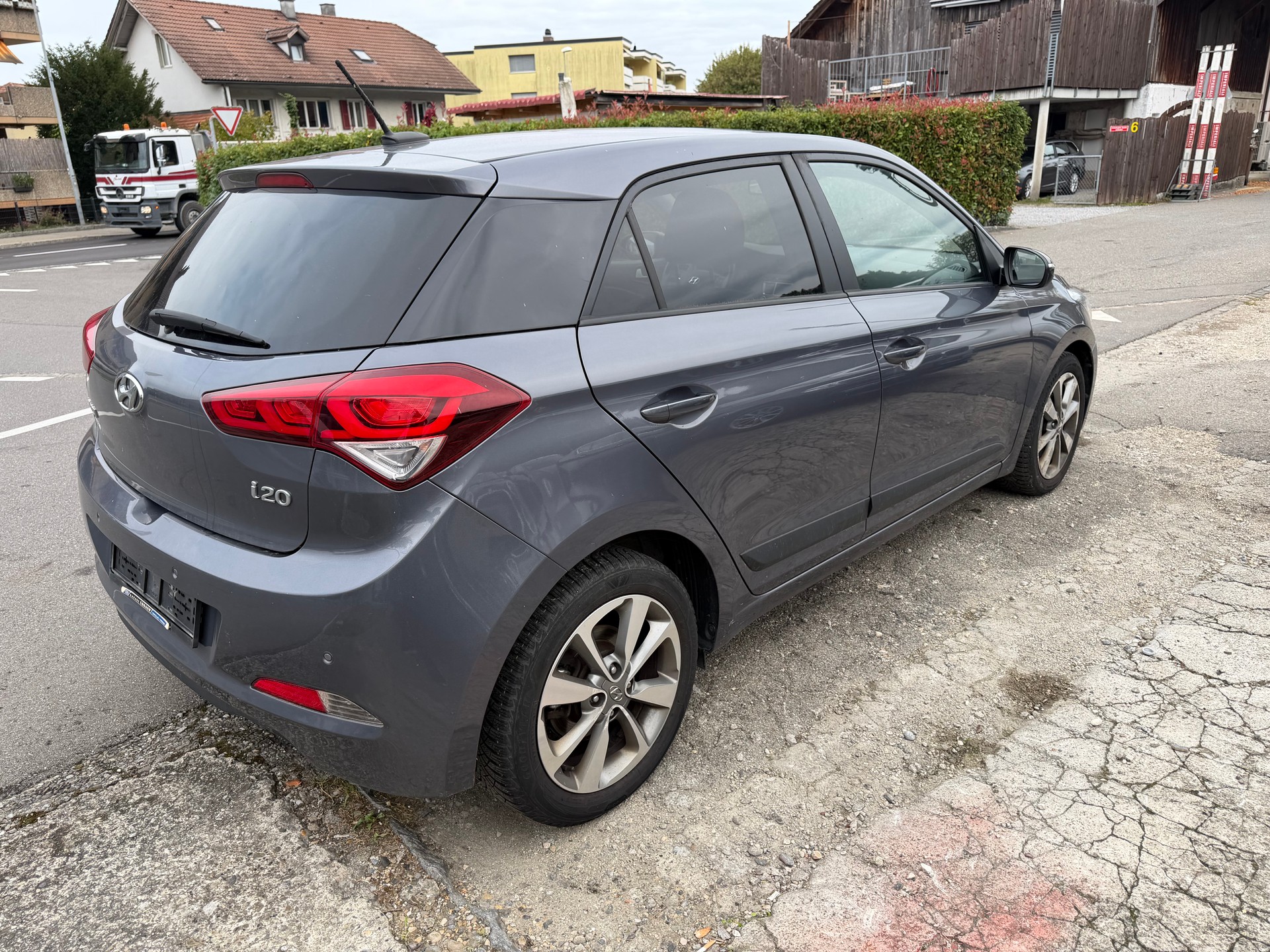 HYUNDAI i20 1.0 T-GDi Plena-ab Mfk-image-2
