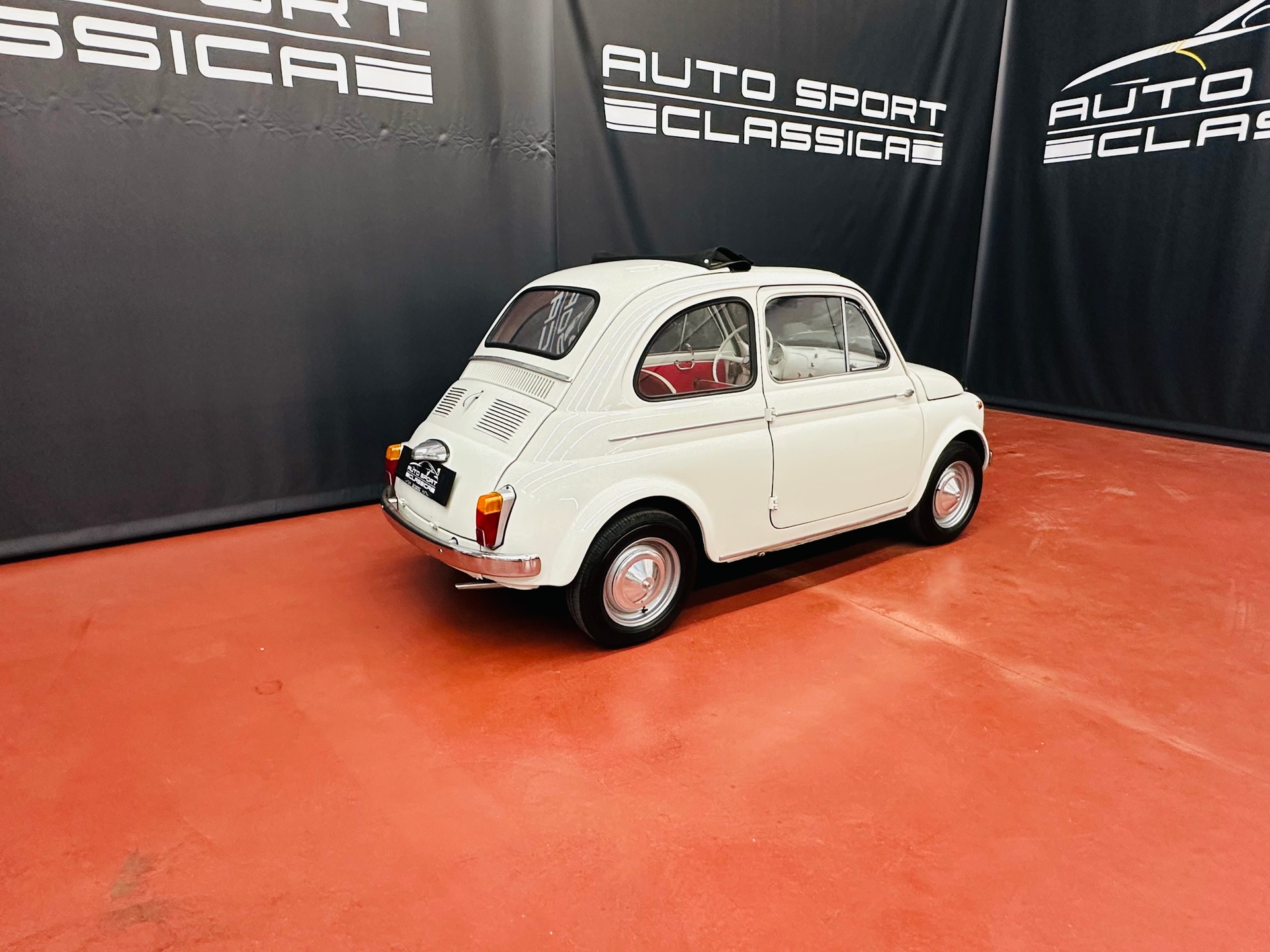 FIAT 500 D Nuova „Selbstmördertüren“ Veteran-image-5