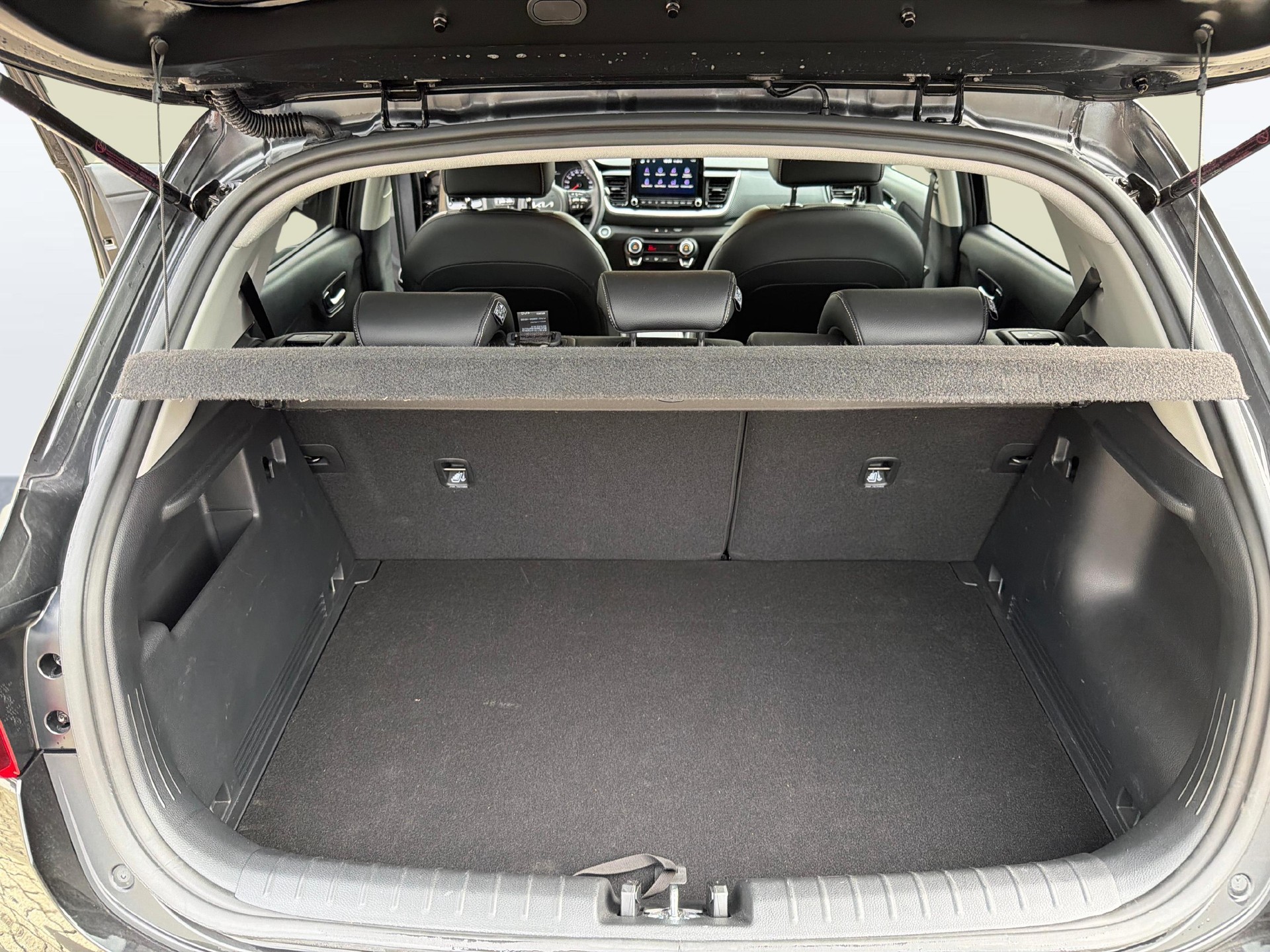 KIA Stonic 1.0 T-GDi GT-Line DCT-image-11
