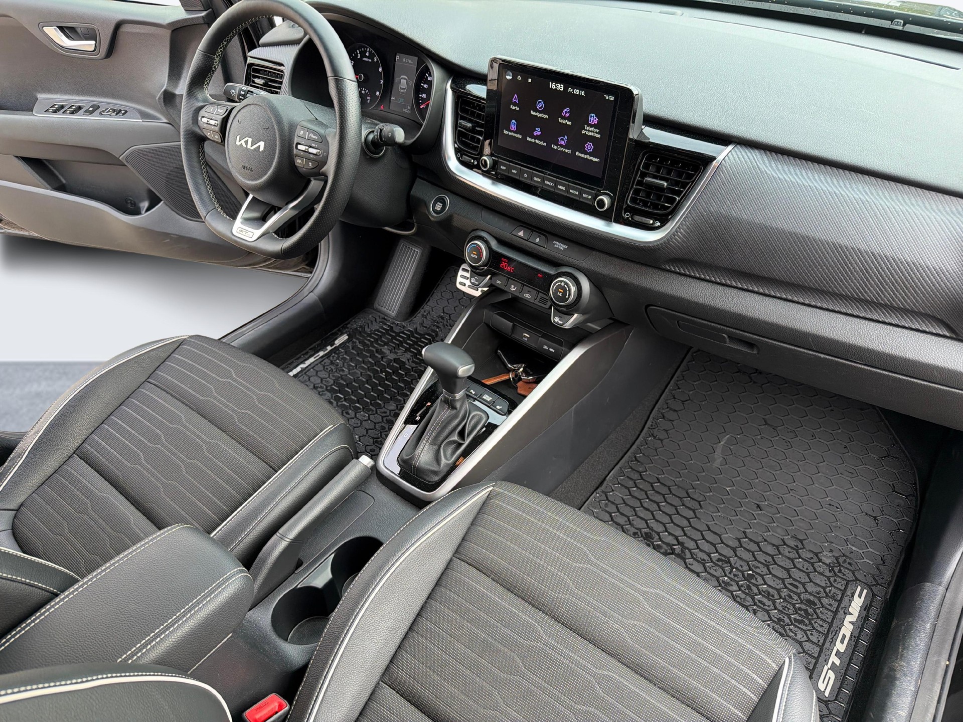 KIA Stonic 1.0 T-GDi GT-Line DCT-image-9