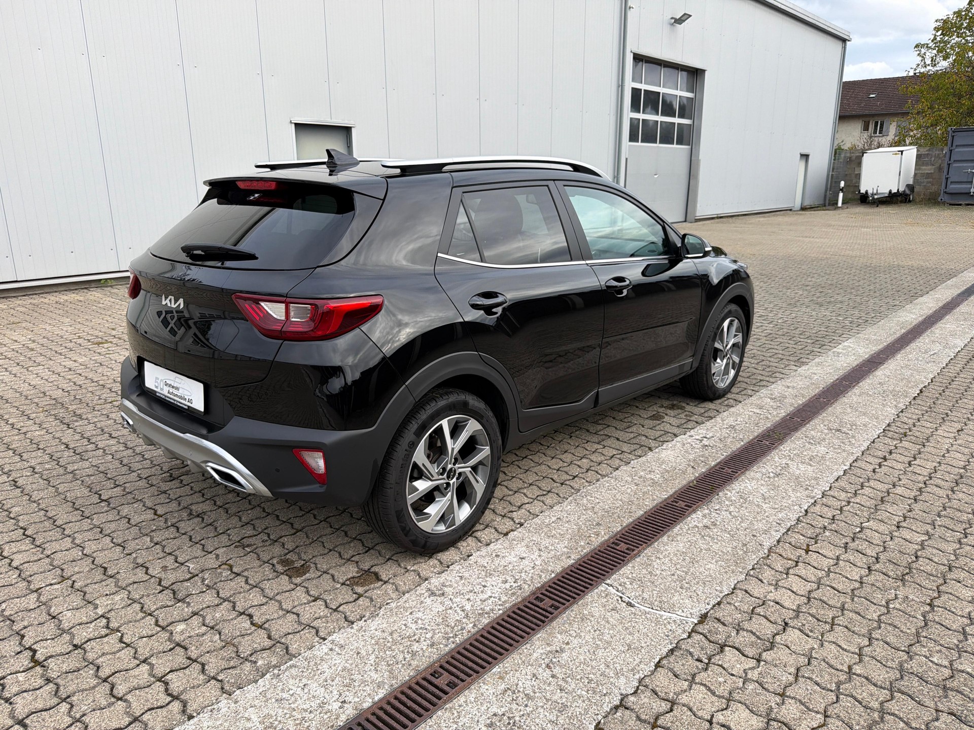 KIA Stonic 1.0 T-GDi GT-Line DCT-image-4