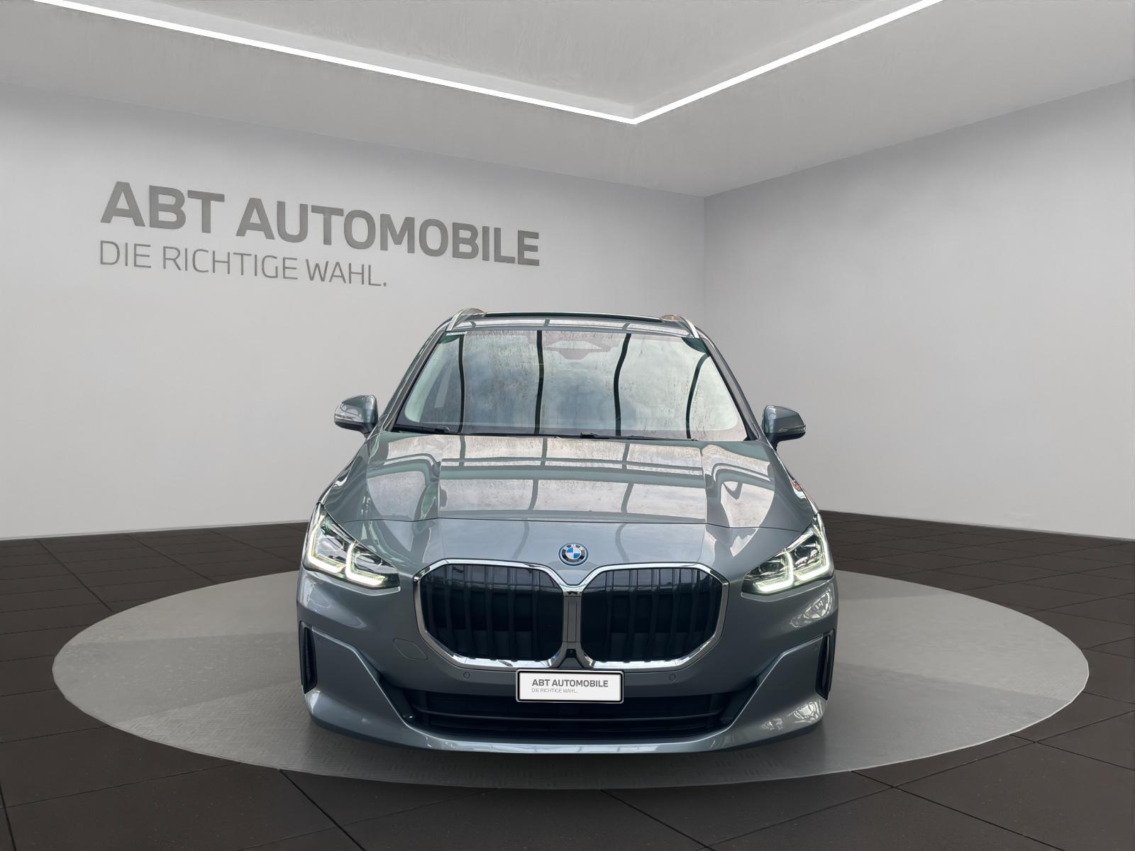 BMW 225e xDrive Active Tourer-image-2