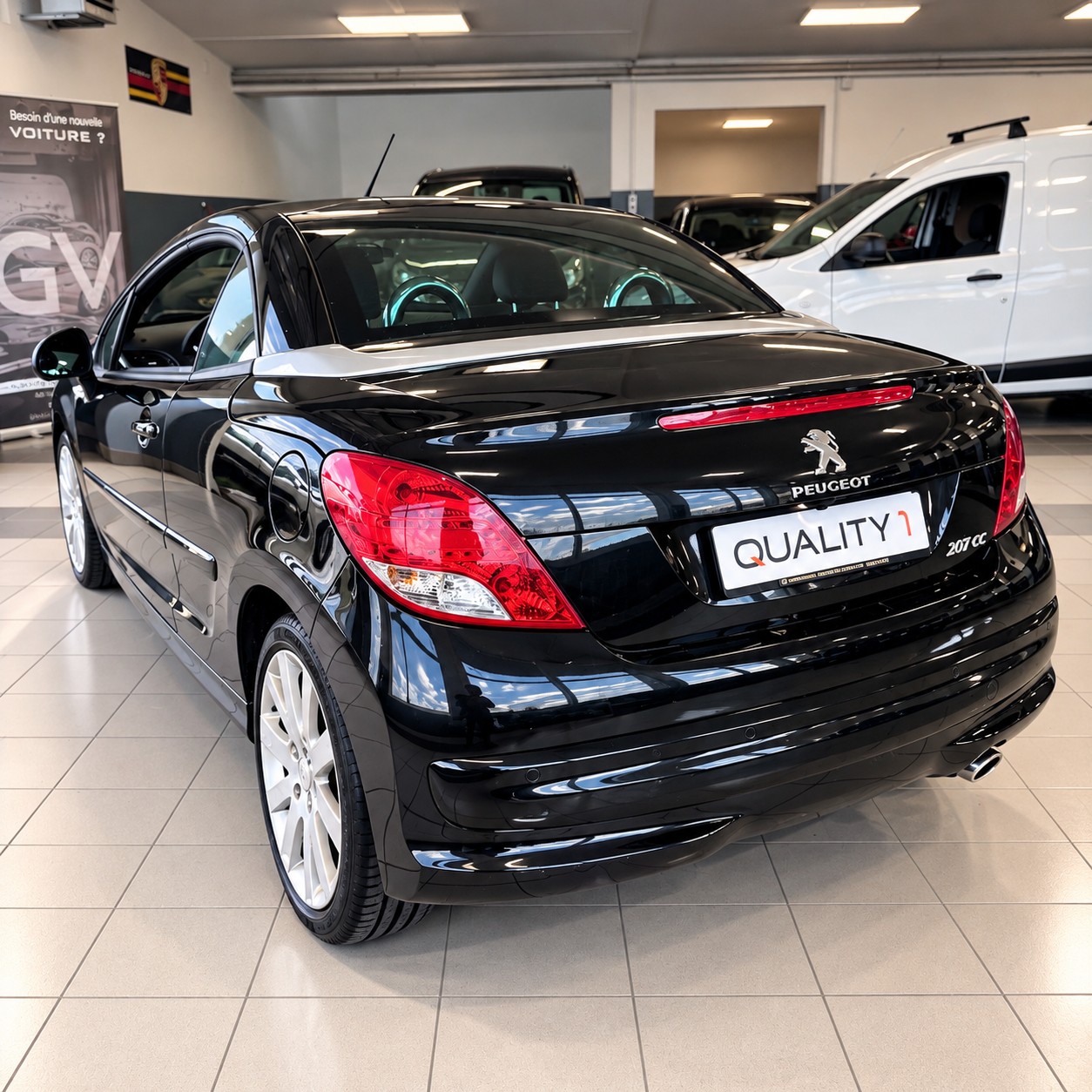 PEUGEOT 207 CC 1.6 16V Roland Garros Automatic-image-6