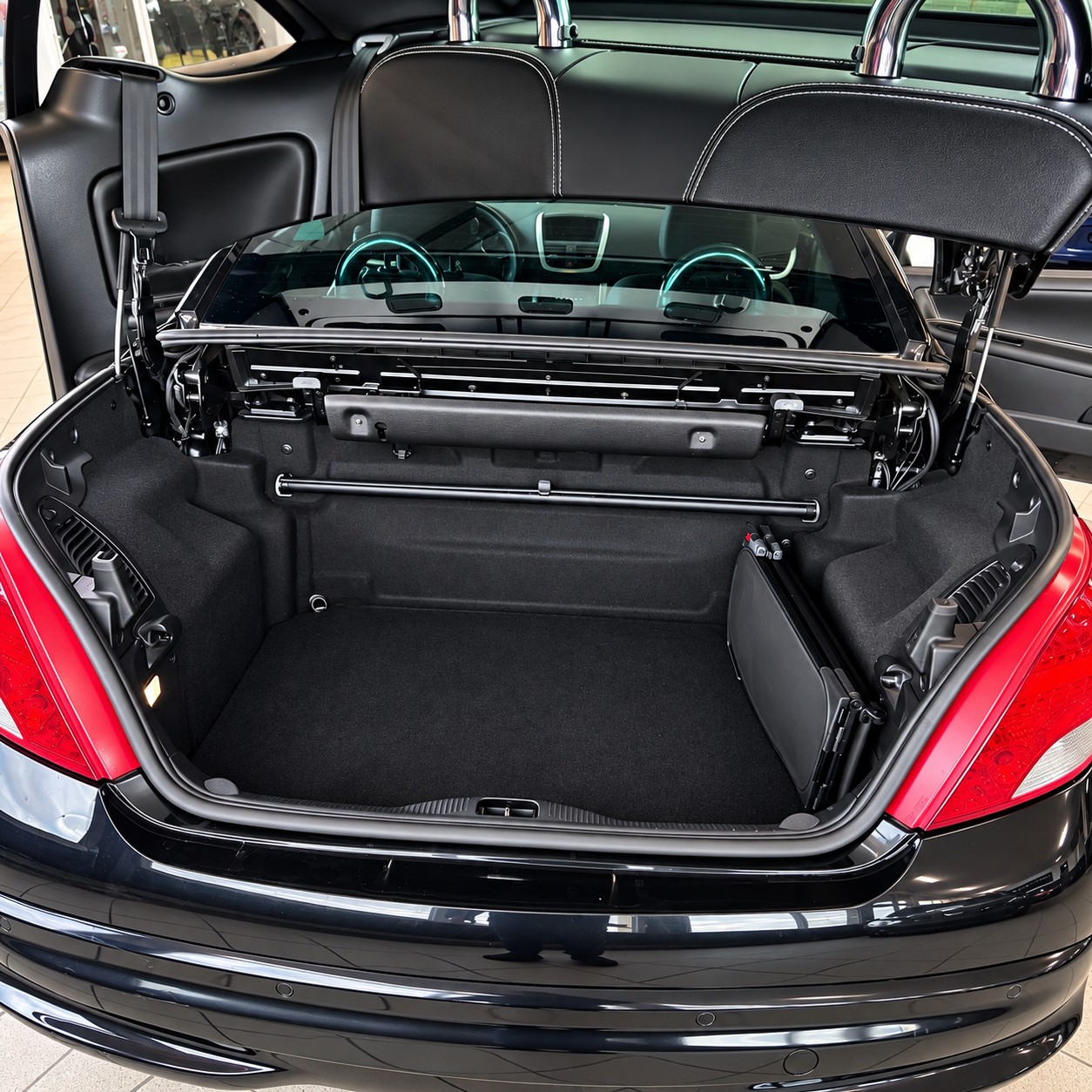 PEUGEOT 207 CC 1.6 16V Roland Garros Automatic-image-15