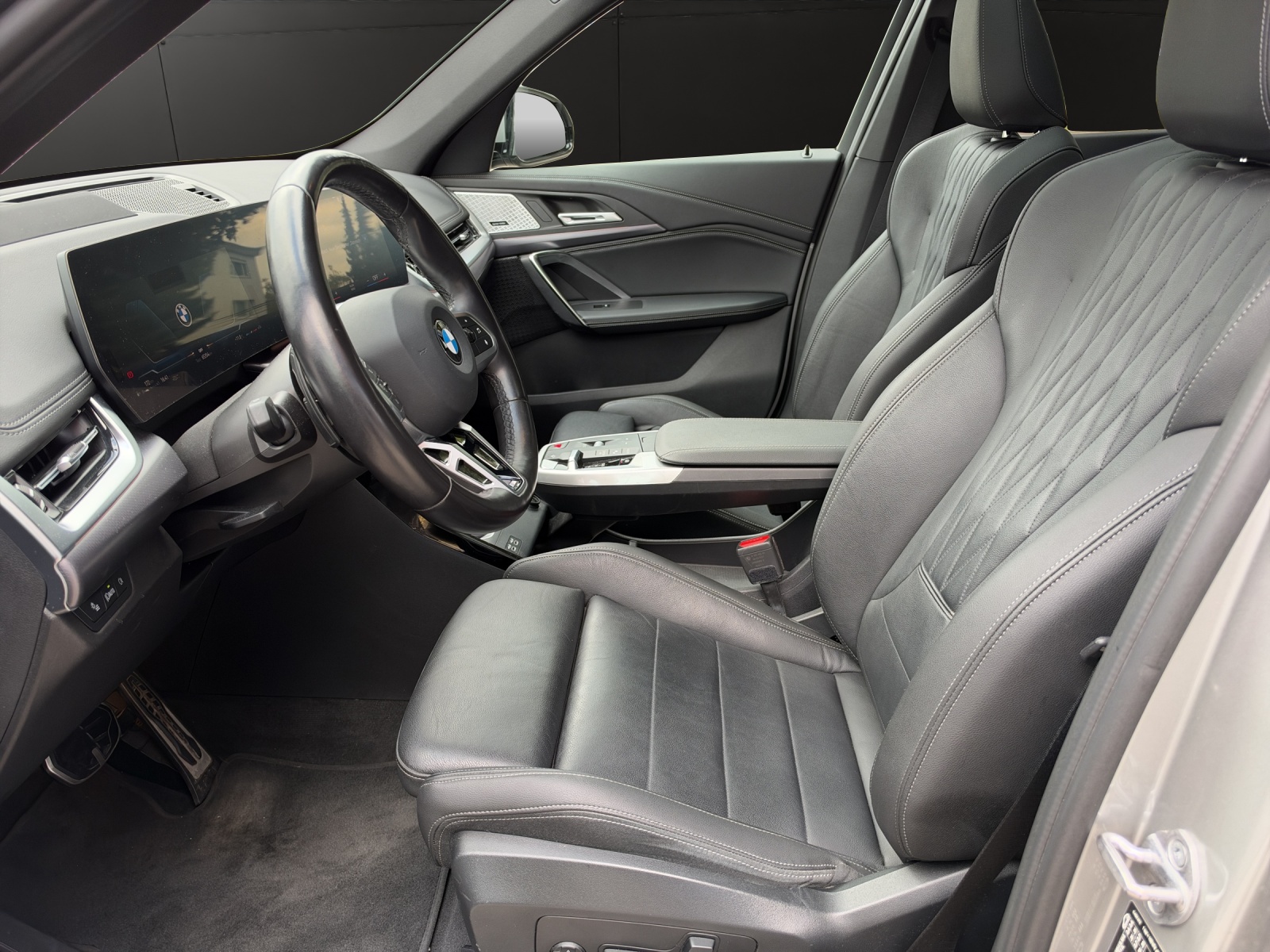 BMW X1 23i xDrive paddles-image-7