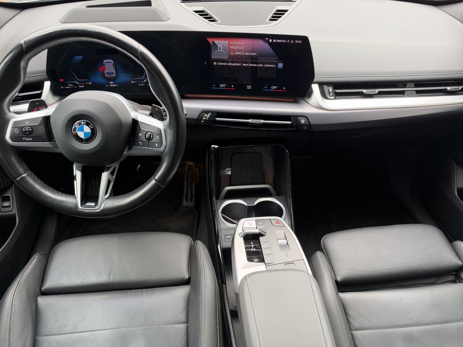 BMW X1 23i xDrive paddles-image-9