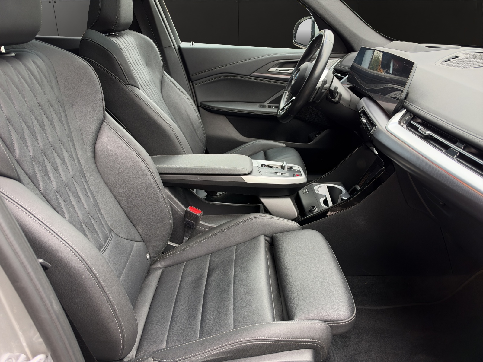 BMW X1 23i xDrive paddles-image-13
