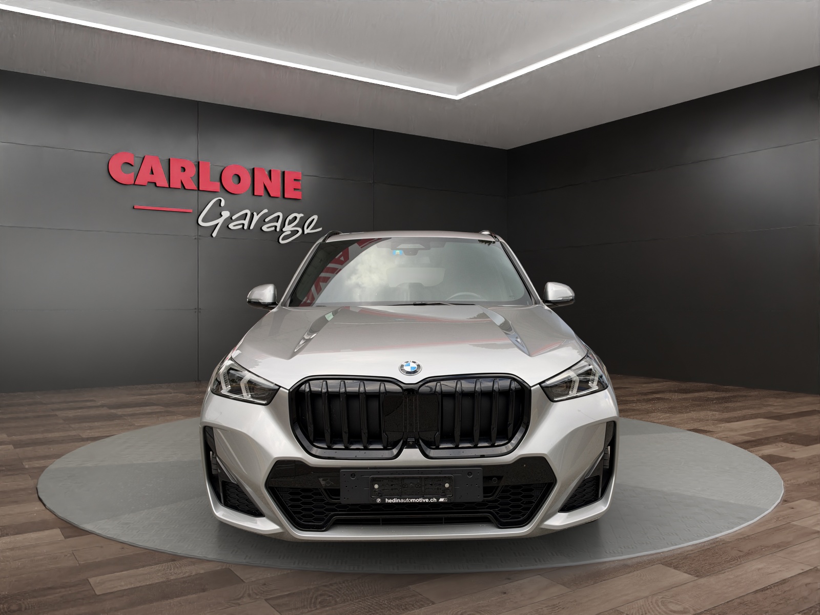BMW X1 23i xDrive paddles-image-6