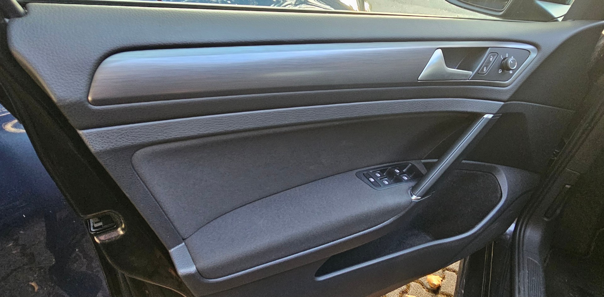VW Golf 1.0 TSI Comfortline DSG-image-10