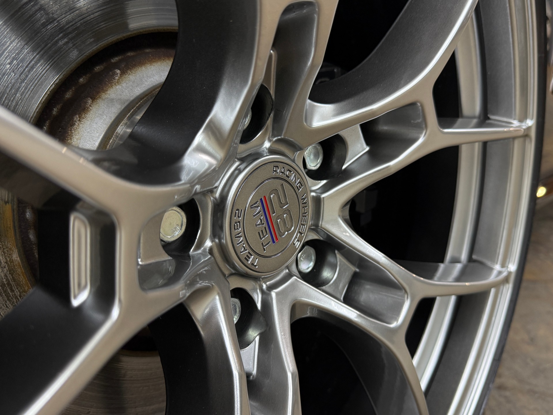 VW Golf 2.0 TSI R 4Motion DSG-image-29