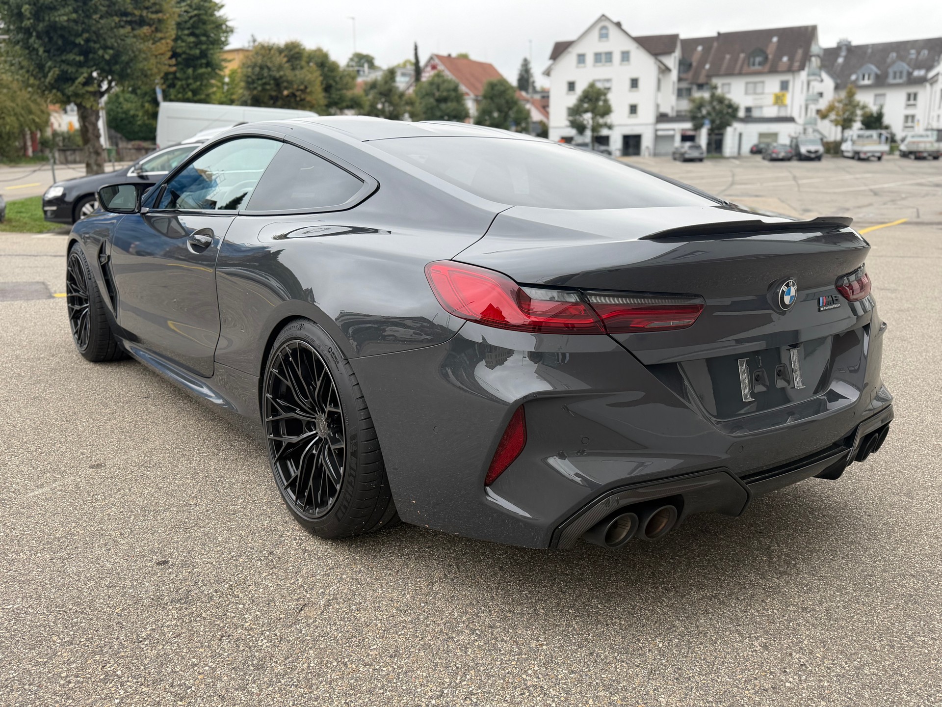 BMW M8 xDrive Steptronic M Competition-image-7