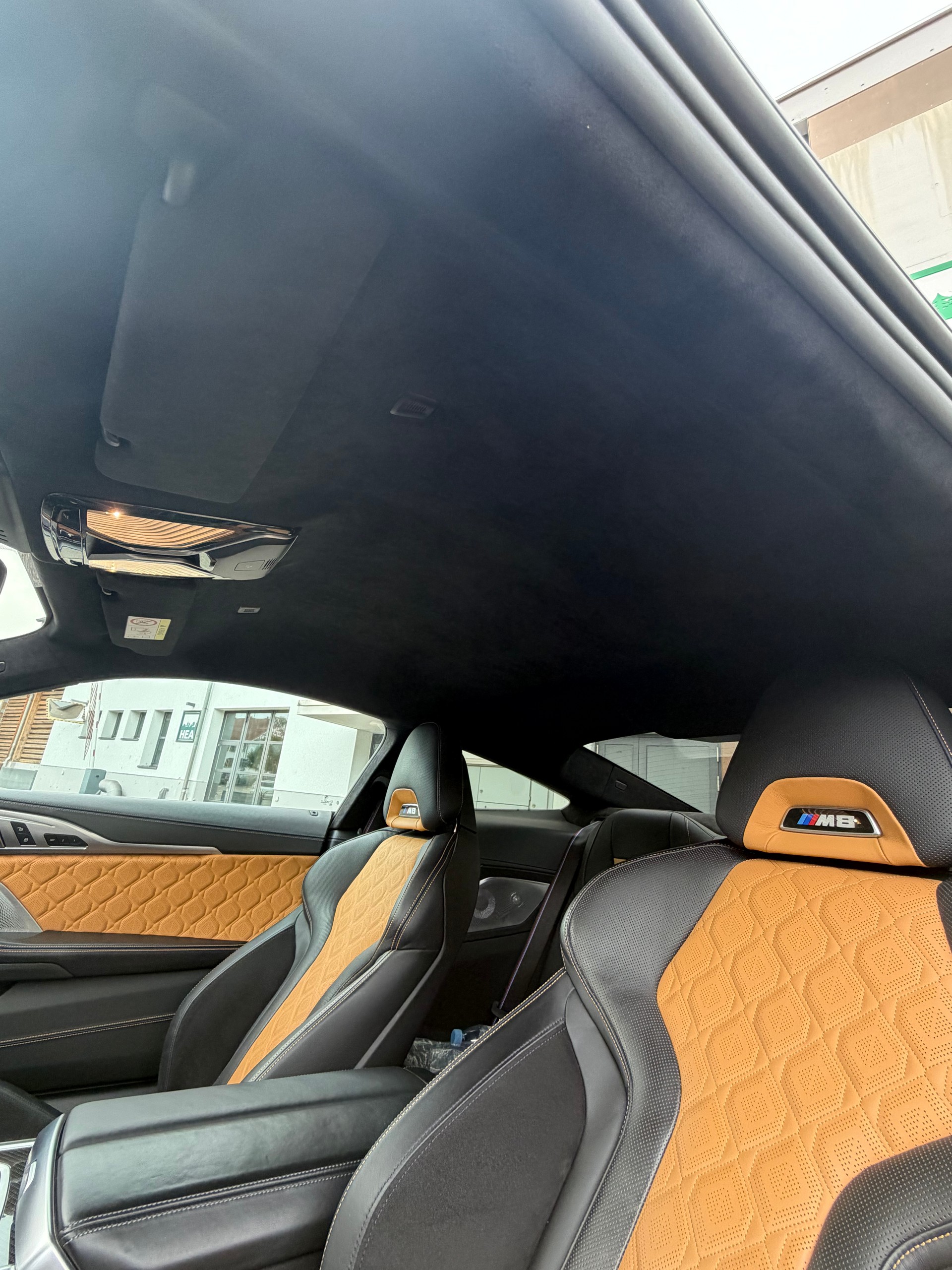 BMW M8 xDrive Steptronic M Competition-image-17