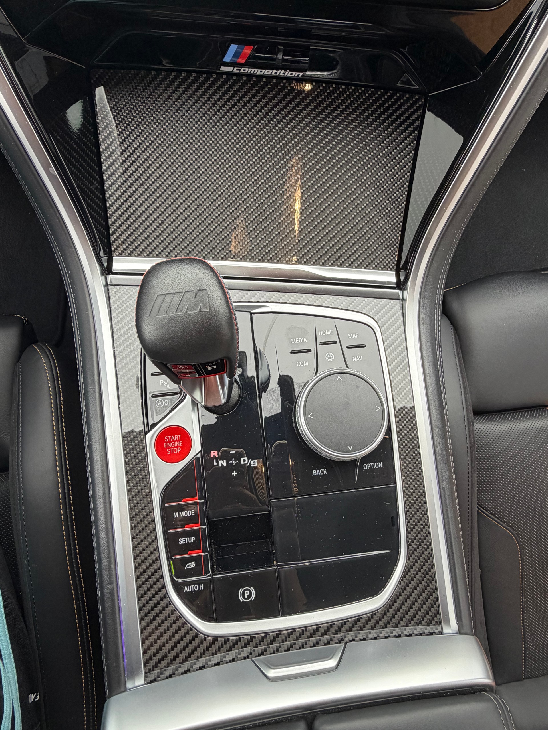 BMW M8 xDrive Steptronic M Competition-image-15