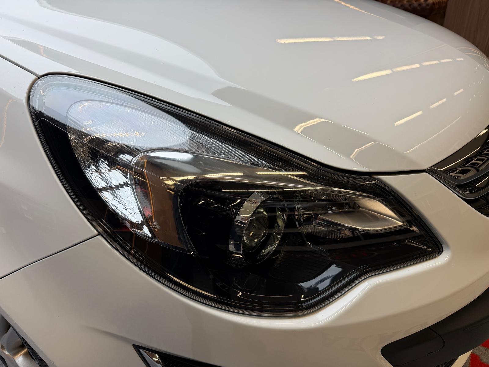 OPEL Corsa 1.4i 16V TP Color Ed.-image-9