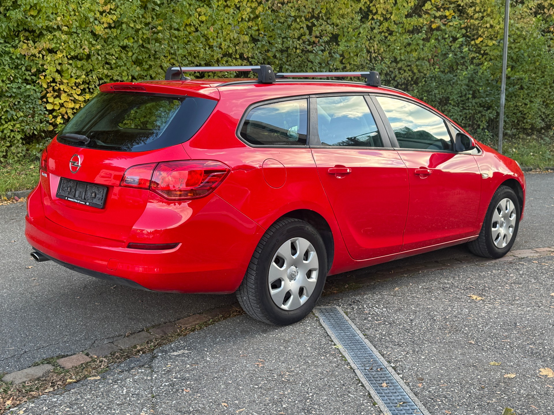 OPEL Astra ST 1.4i 16V Turbo Anniversary Ed.-image-3