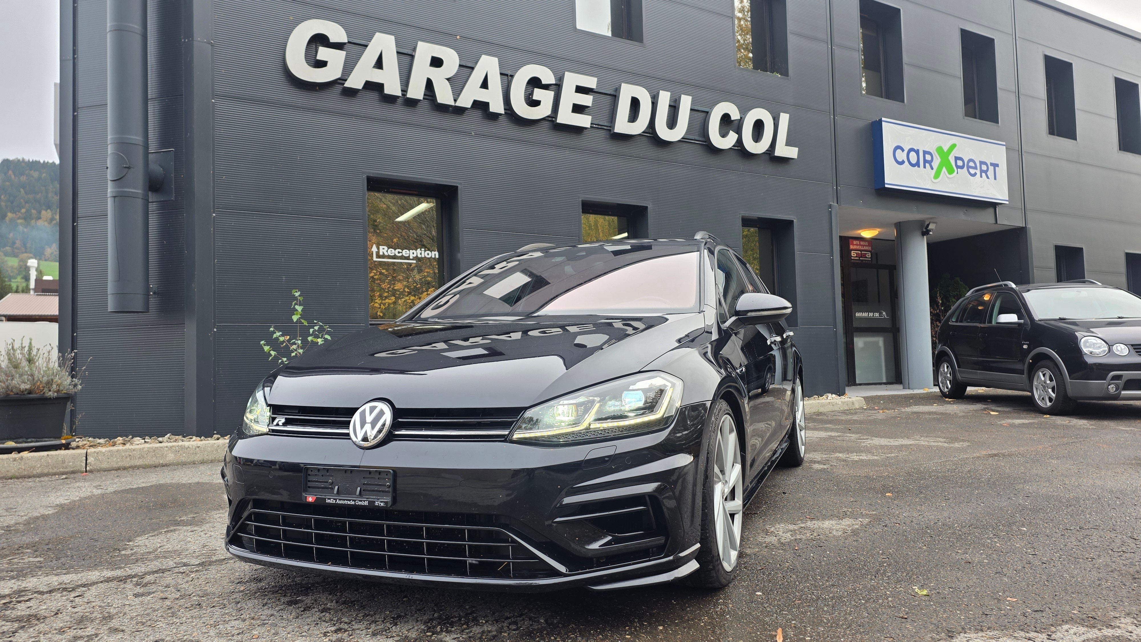 Car photo