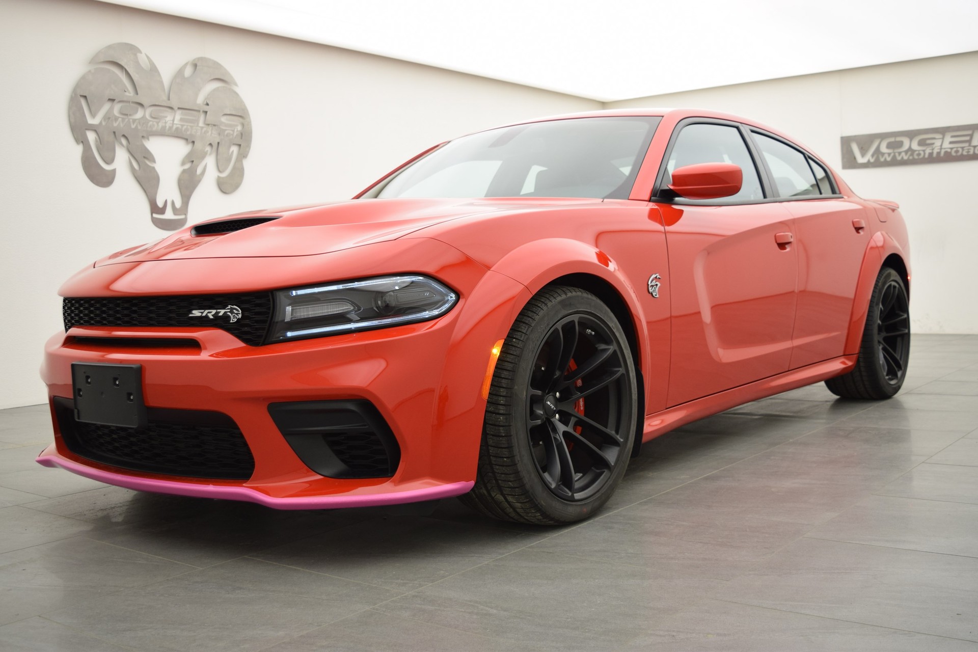 DODGE Charger SRT Hellcat Widebody-image-0