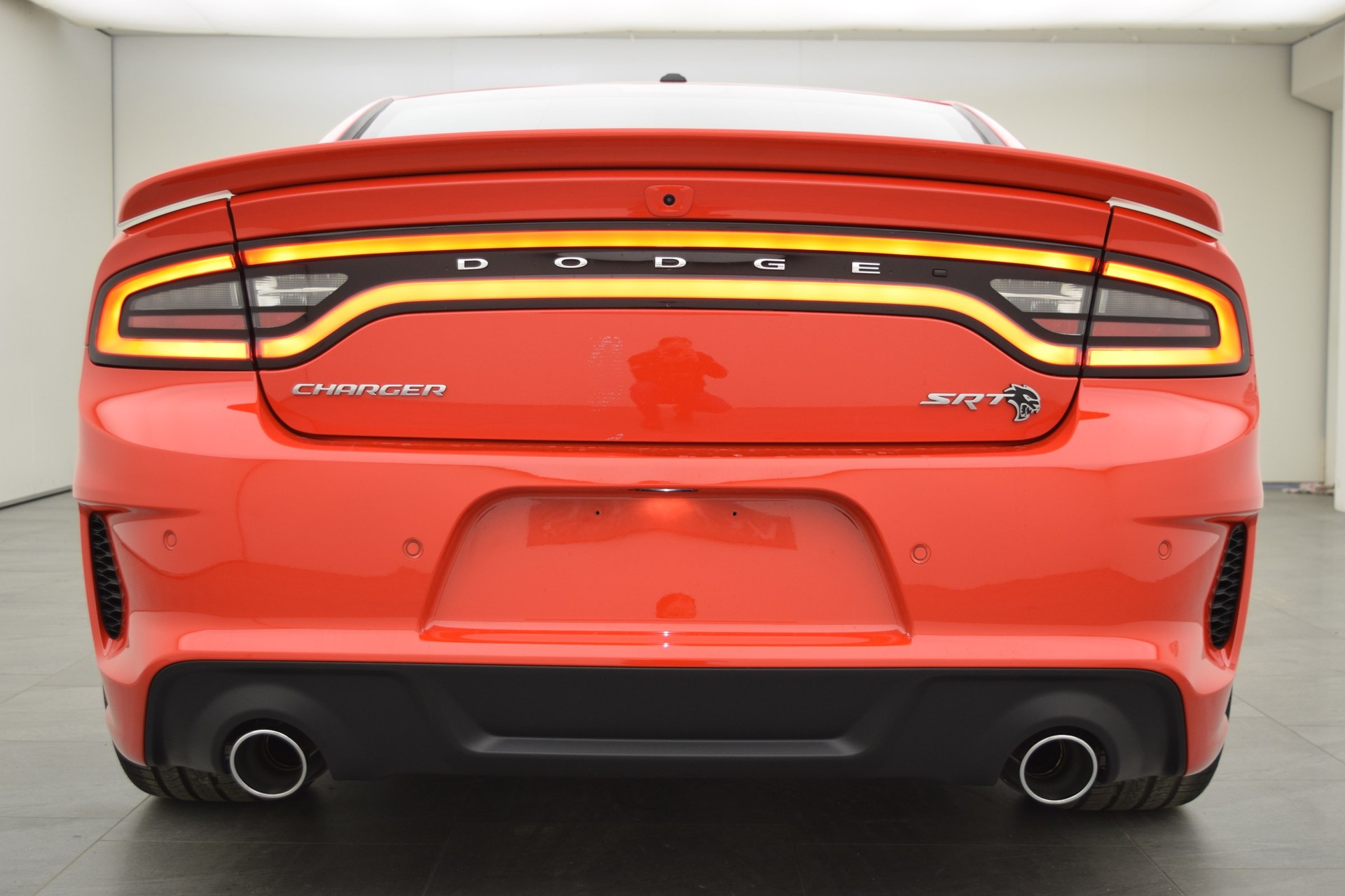 DODGE Charger SRT Hellcat Widebody-image-5