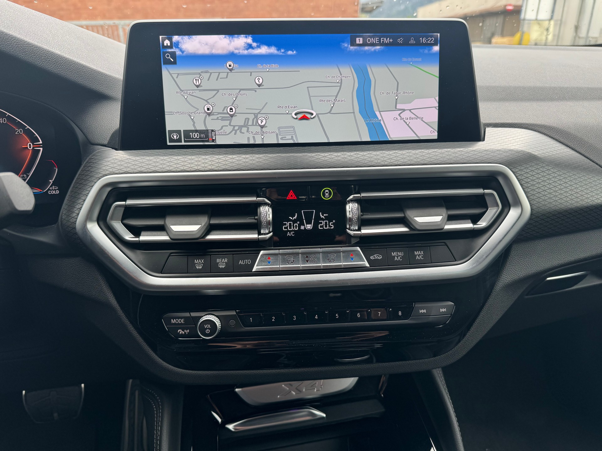 BMW X4 xDrive 48V 20d M Sport Steptronic-image-12