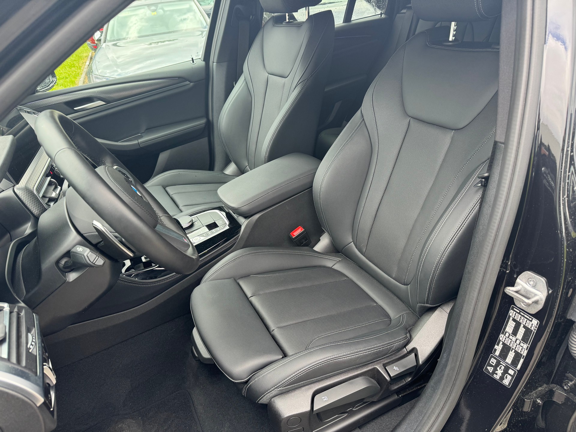 BMW X4 xDrive 48V 20d M Sport Steptronic-image-8