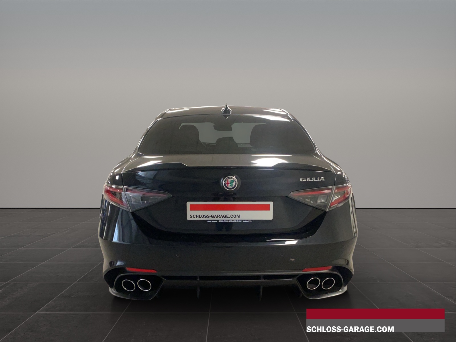 ALFA ROMEO Giulia 2.9 V6 Biturbo Quad-showroom-element-3