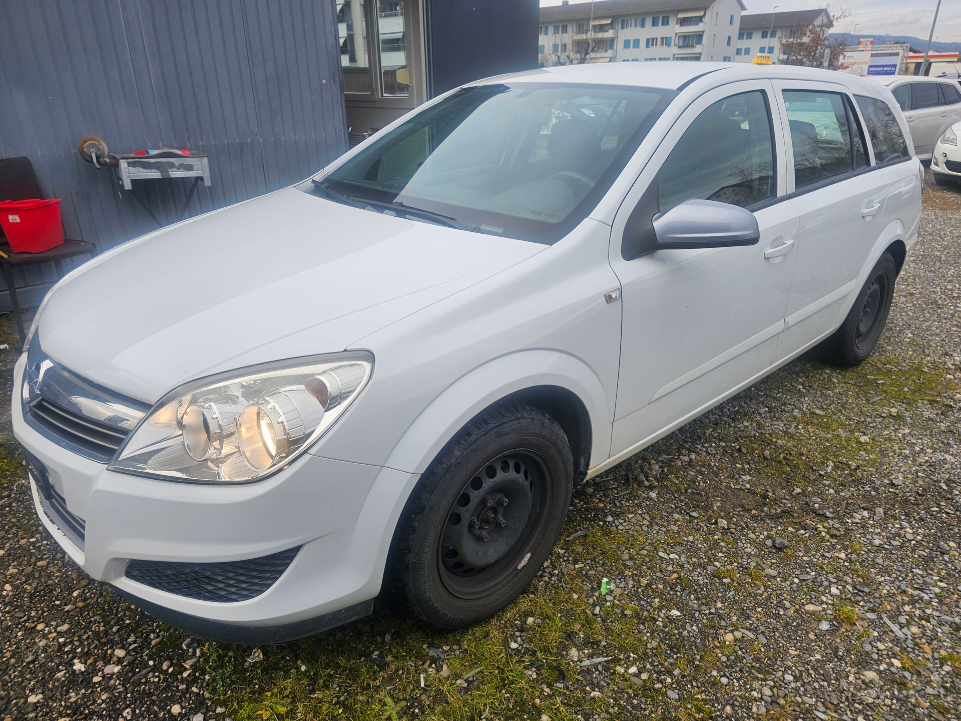 OPEL Astra Caravan 1.8i 16V Sport-image-2