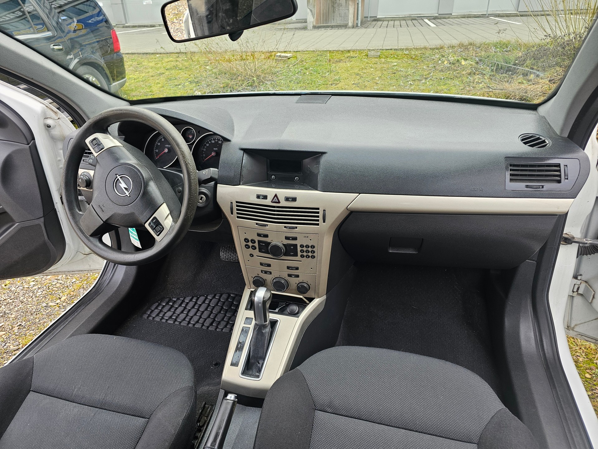 OPEL Astra Caravan 1.8i 16V Sport-image-11