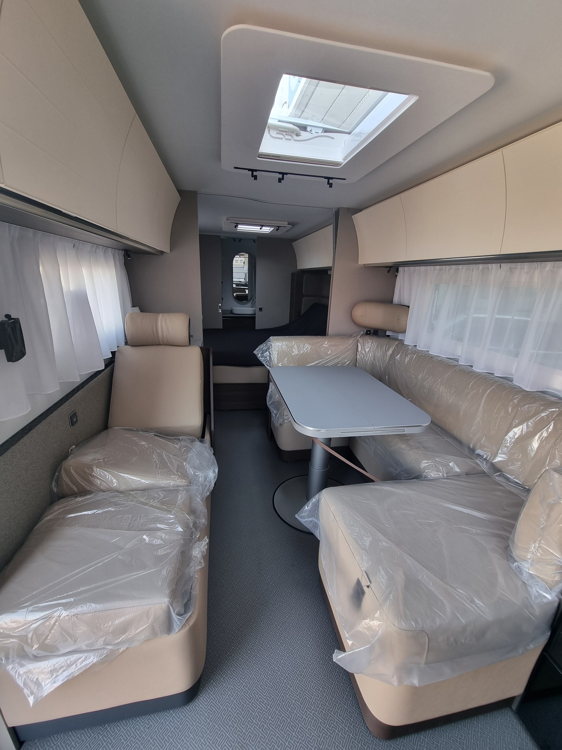 ADRIA Adria Alpina 663 HT-image-8