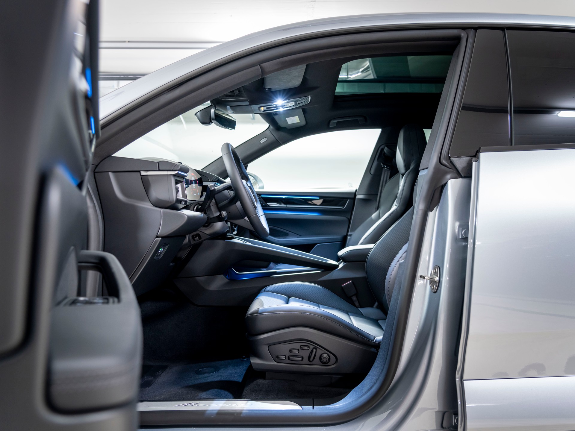 PORSCHE Macan 4 100kWh-image-11