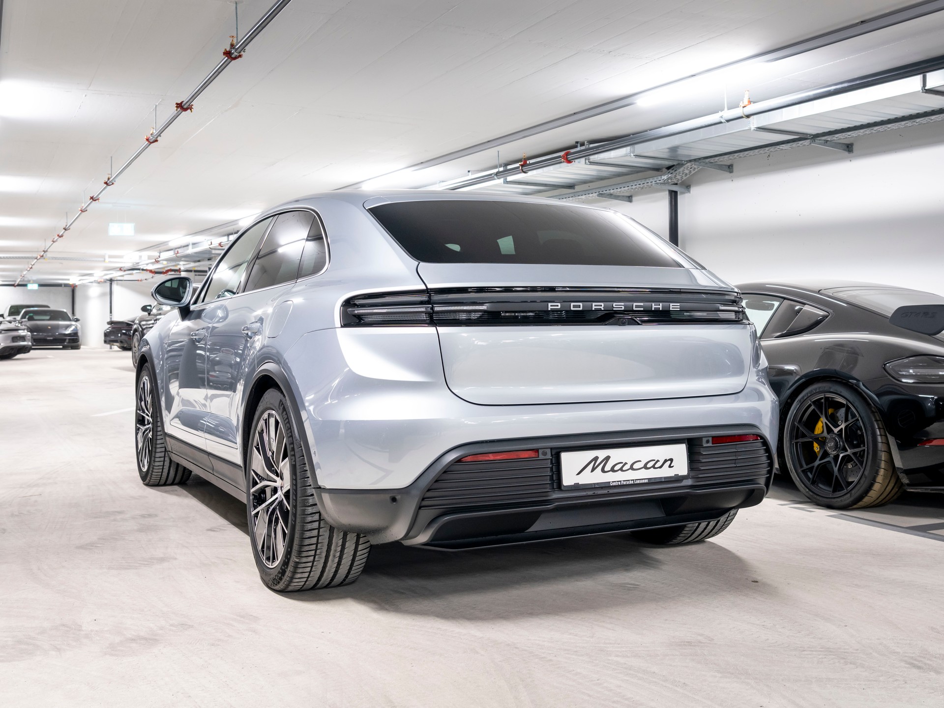 PORSCHE Macan 4 100kWh-image-2