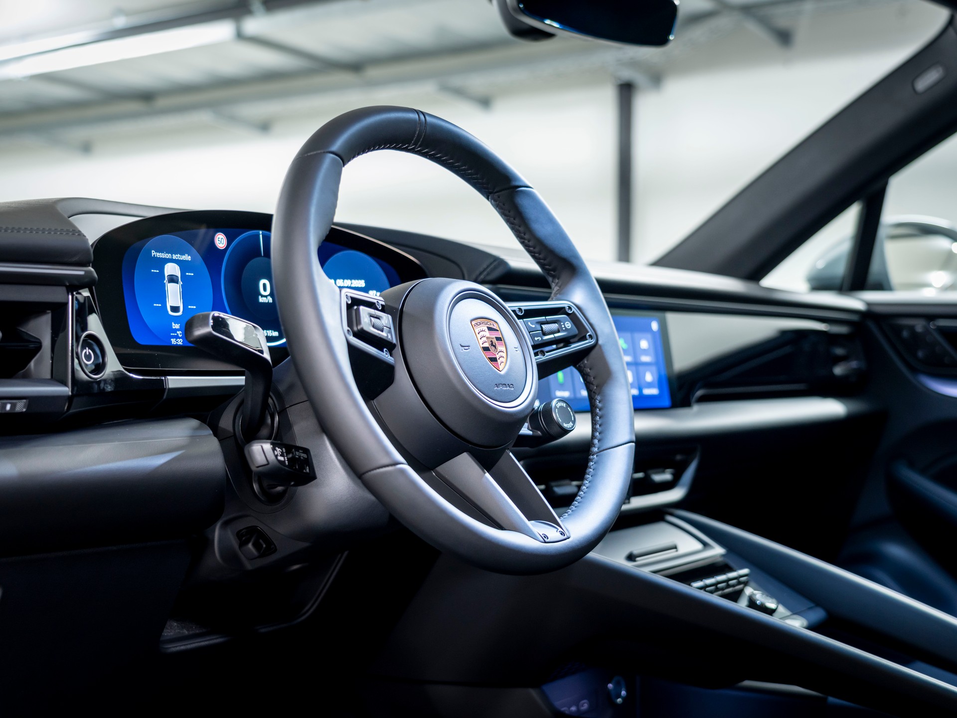 PORSCHE Macan 4 100kWh-image-13