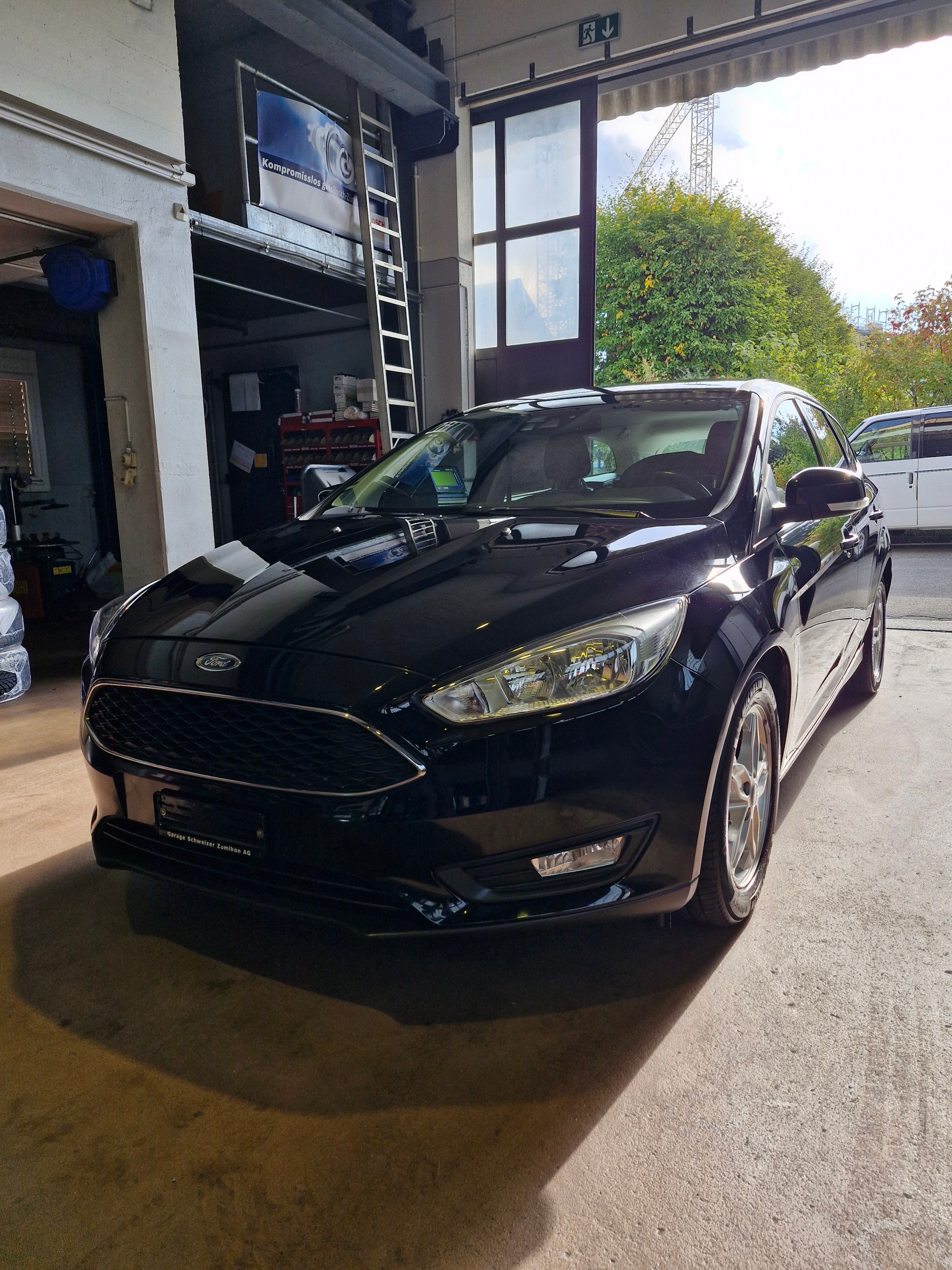 FORD Focus 1.0 SCTi Trend-image-0