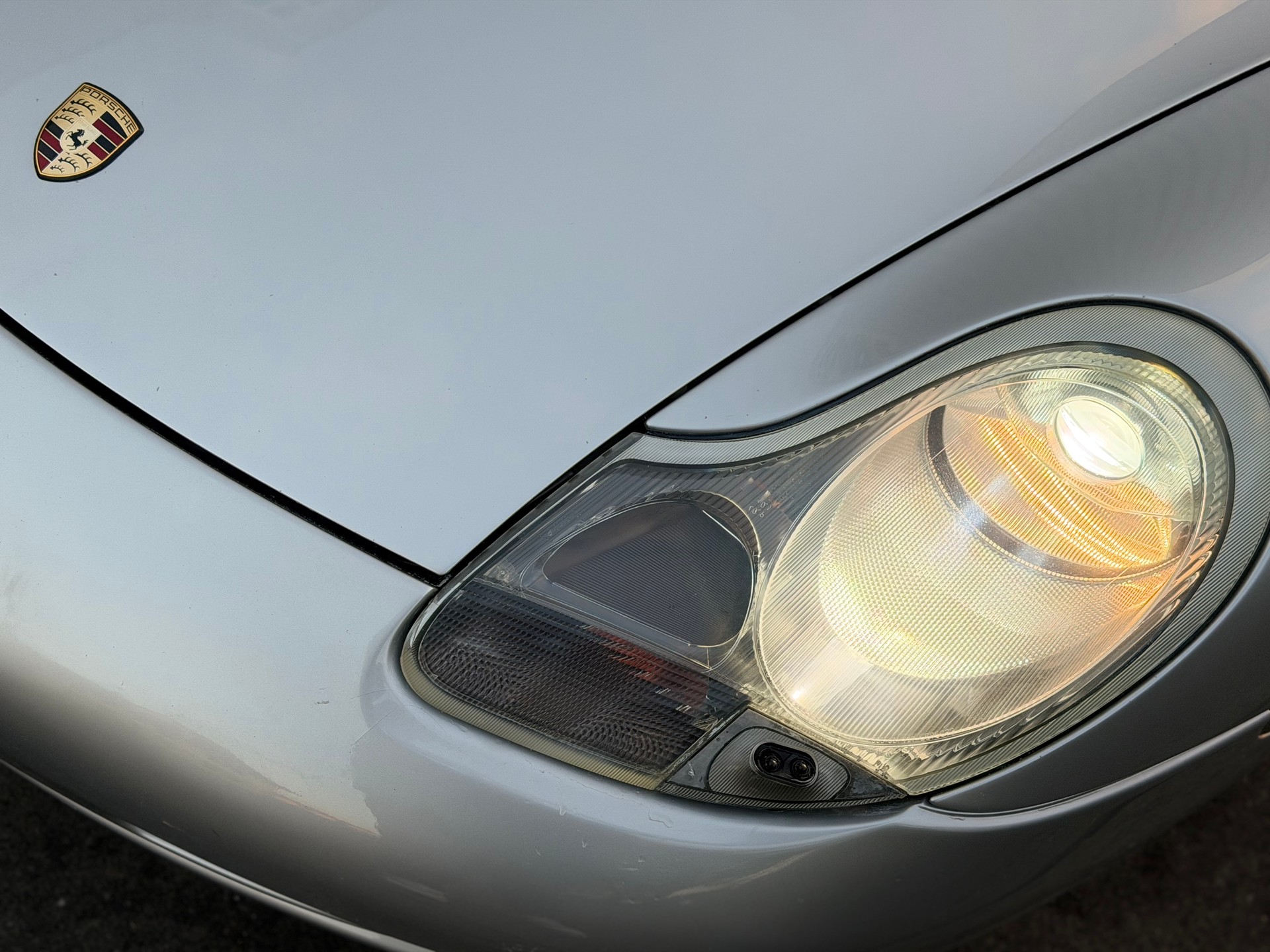 PORSCHE 911 Carrera Cabrio-image-8