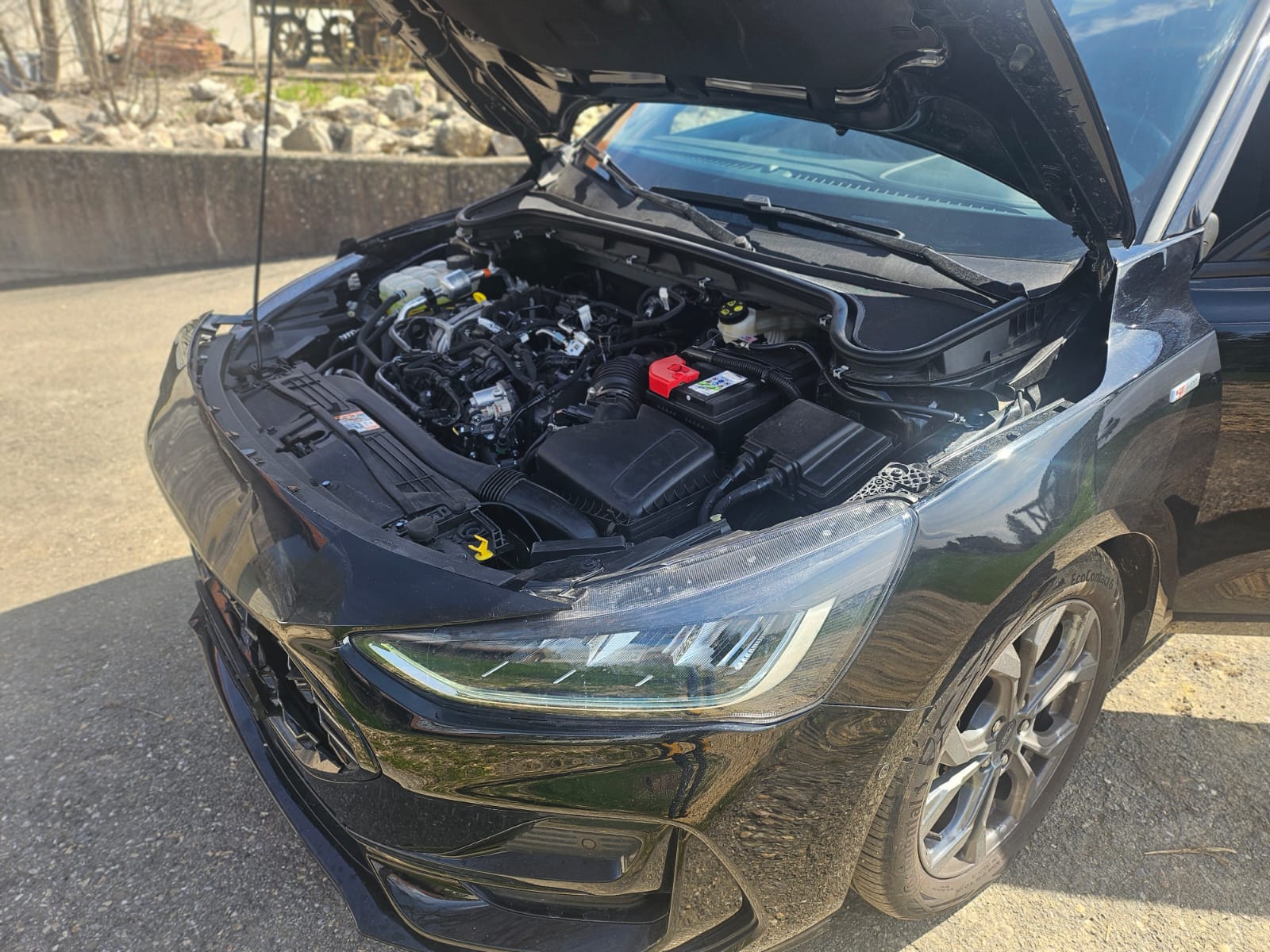FORD Focus 1.0 MHEV AUTOMAT155 PS ST-Line BESCHADIG ENDOMMAGEE provisorisch fahrbar-image-7