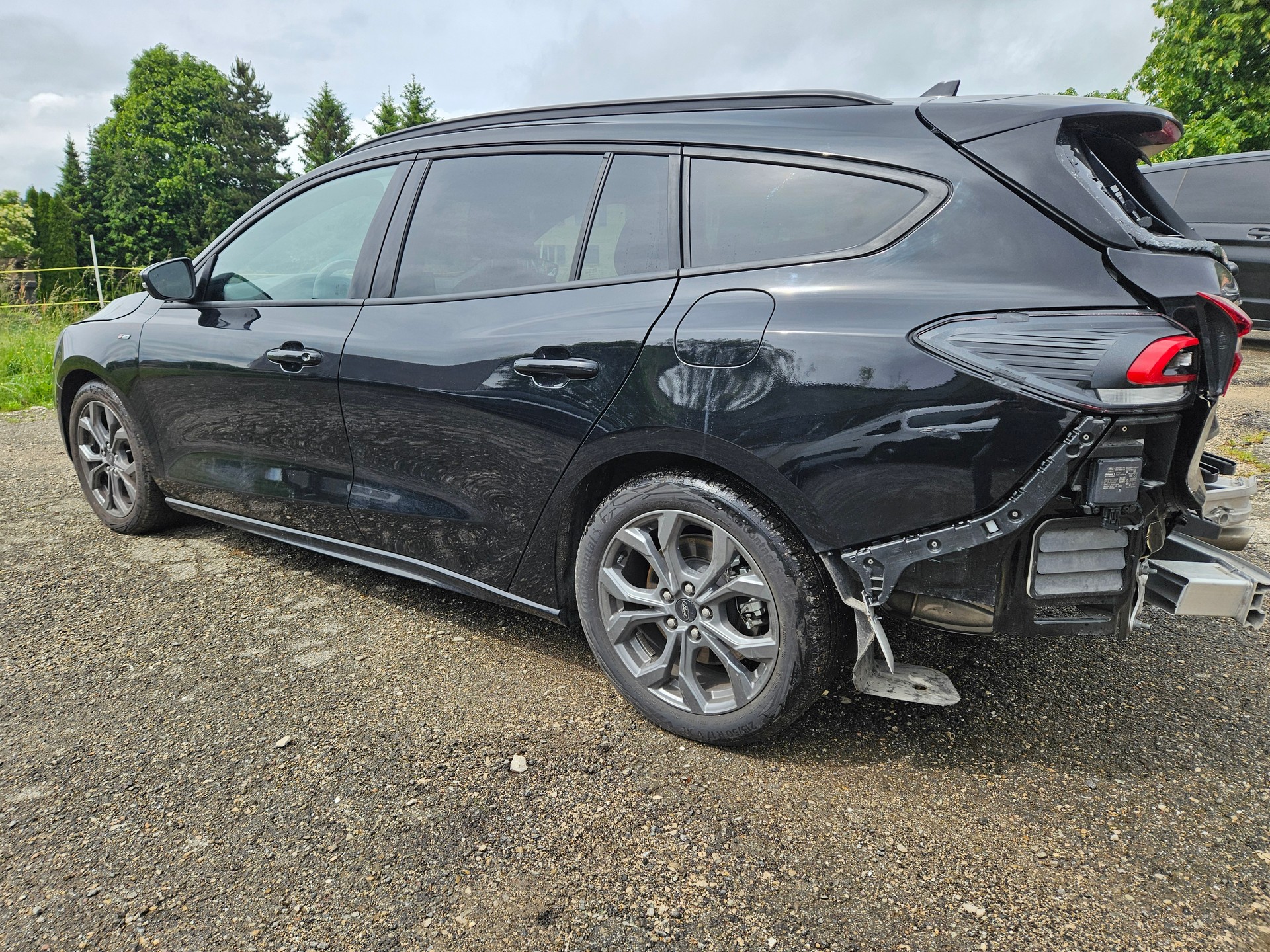 FORD Focus 1.0 MHEV AUTOMAT155 PS ST-Line BESCHADIG ENDOMMAGEE provisorisch fahrbar-image-8