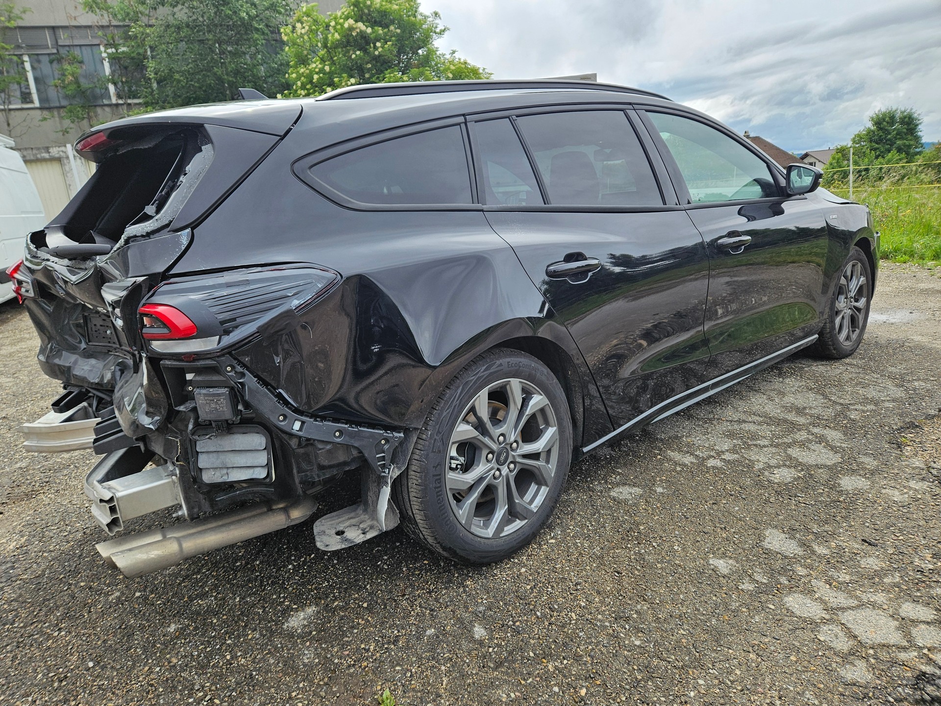 FORD Focus 1.0 MHEV AUTOMAT155 PS ST-Line BESCHADIG ENDOMMAGEE provisorisch fahrbar-image-7