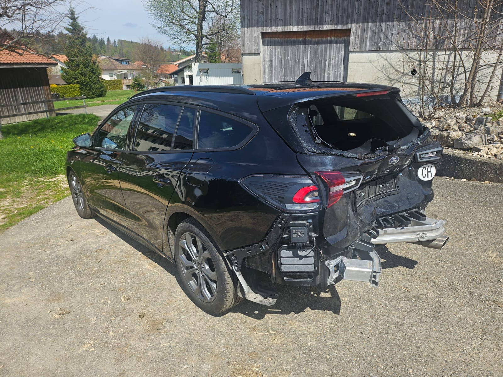 FORD Focus 1.0 MHEV AUTOMAT155 PS ST-Line BESCHADIG ENDOMMAGEE provisorisch fahrbar-image-10