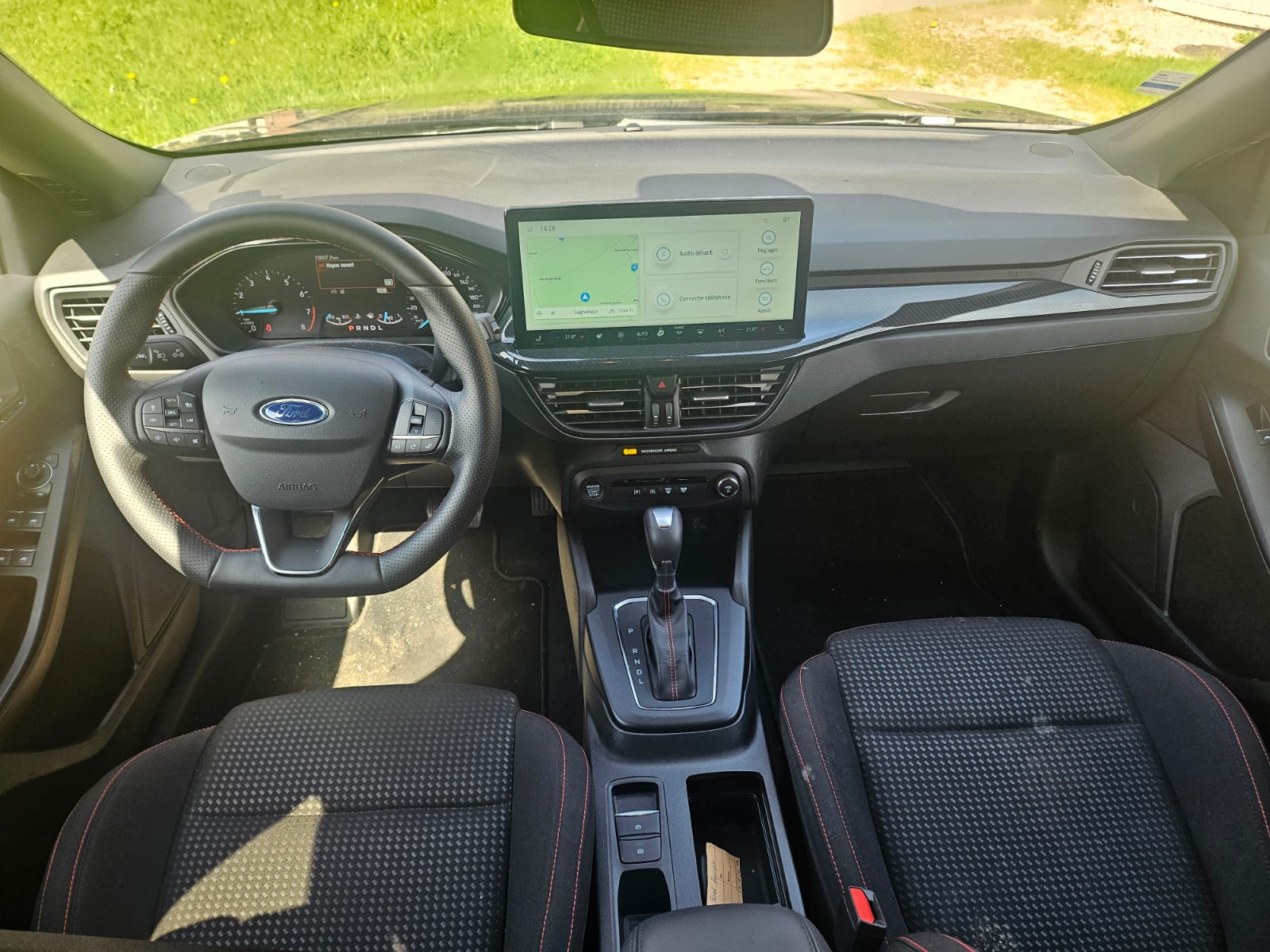 FORD Focus 1.0 MHEV AUTOMAT155 PS ST-Line BESCHADIG ENDOMMAGEE provisorisch fahrbar-image-4