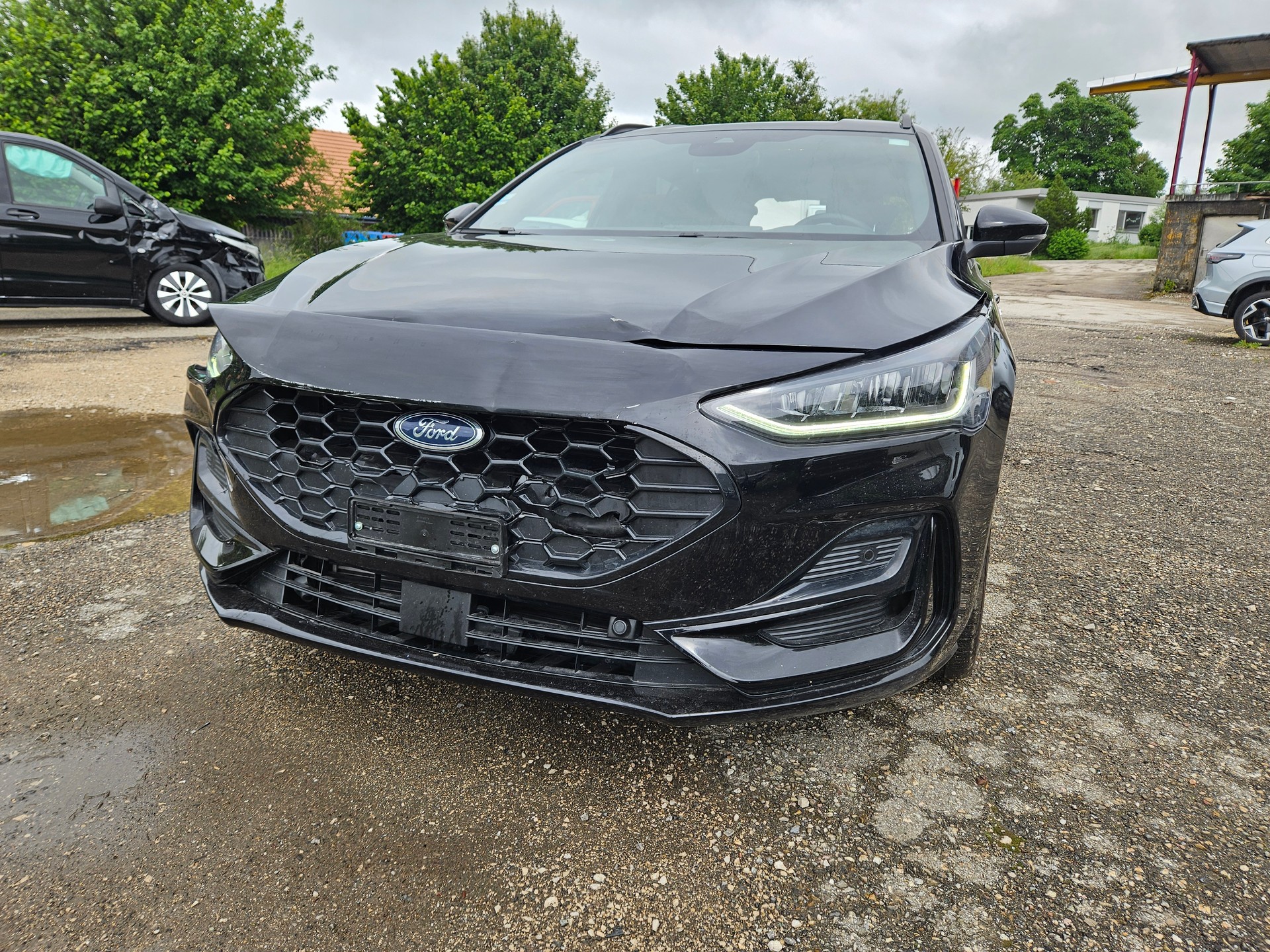 FORD Focus 1.0 MHEV AUTOMAT155 PS ST-Line BESCHADIG ENDOMMAGEE provisorisch fahrbar-image-4
