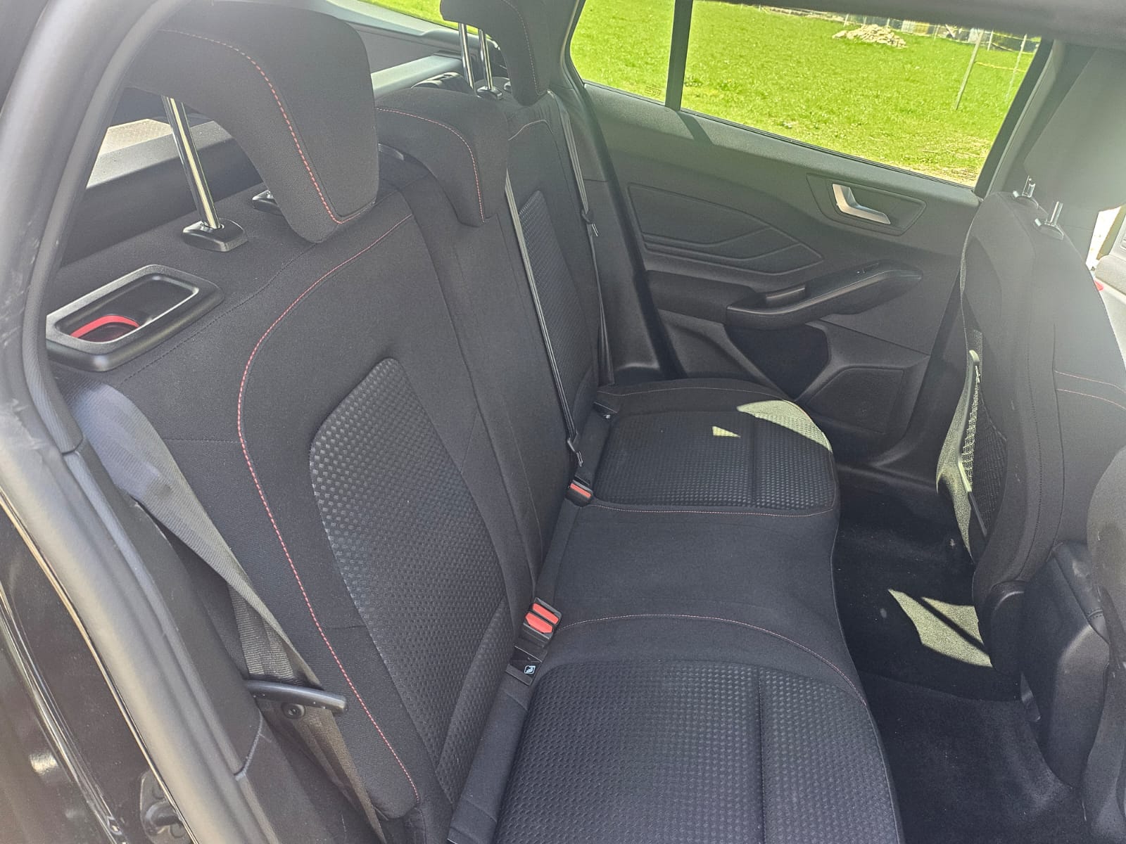 FORD Focus 1.0 MHEV AUTOMAT155 PS ST-Line BESCHADIG ENDOMMAGEE provisorisch fahrbar-image-12