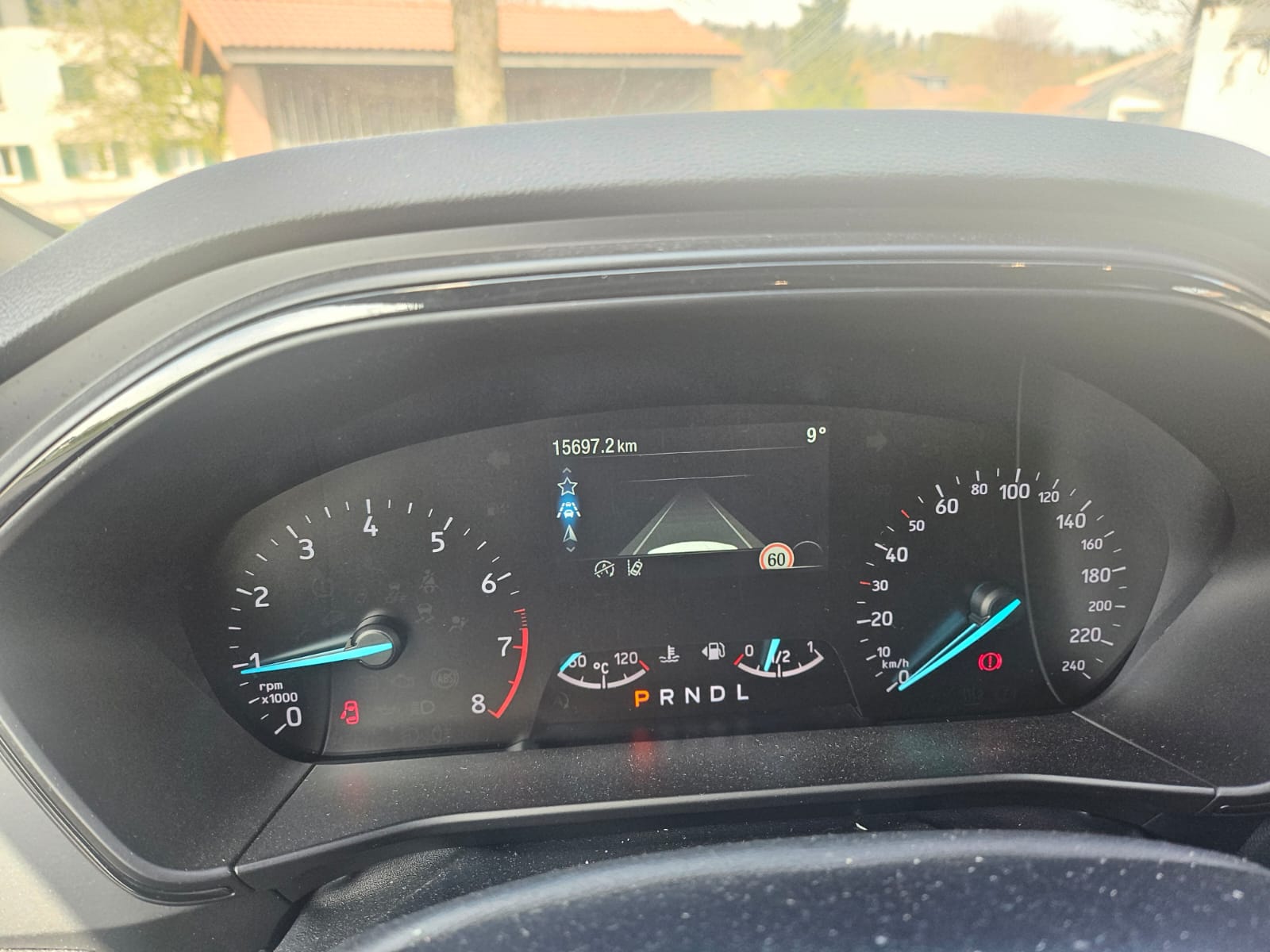 FORD Focus 1.0 MHEV AUTOMAT155 PS ST-Line BESCHADIG ENDOMMAGEE provisorisch fahrbar-image-14