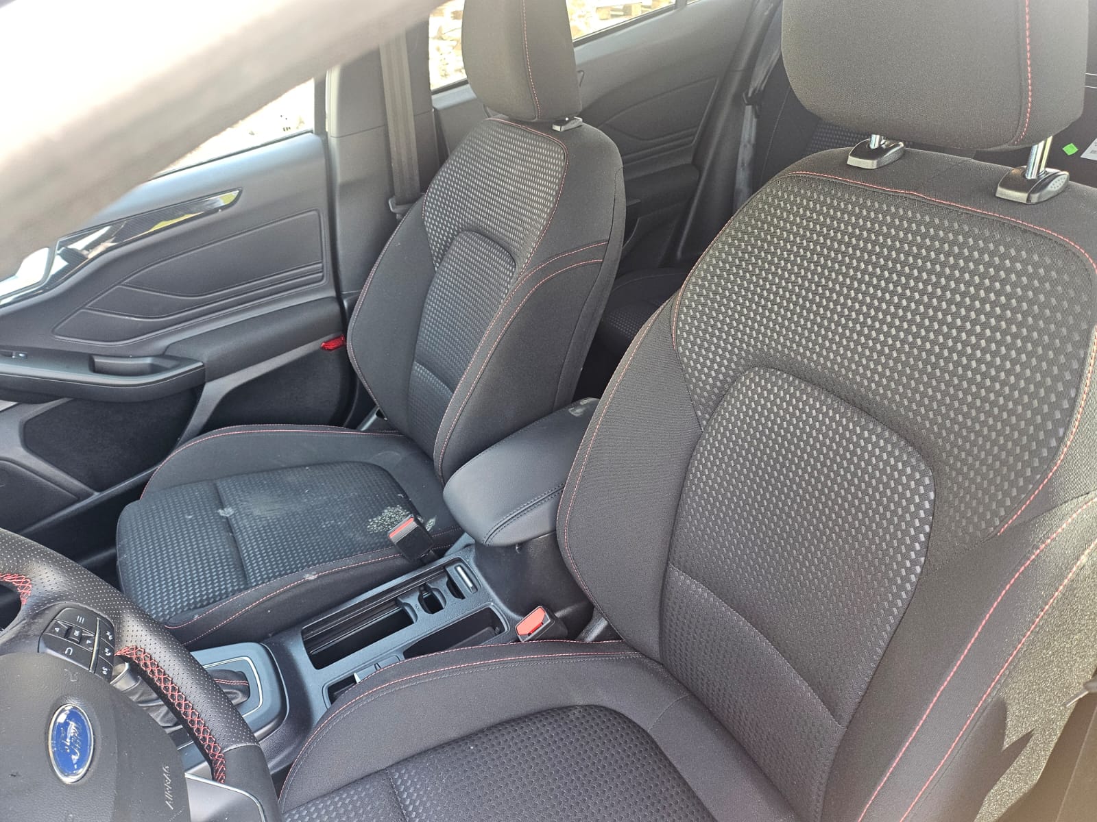 FORD Focus 1.0 MHEV AUTOMAT155 PS ST-Line BESCHADIG ENDOMMAGEE provisorisch fahrbar-image-11