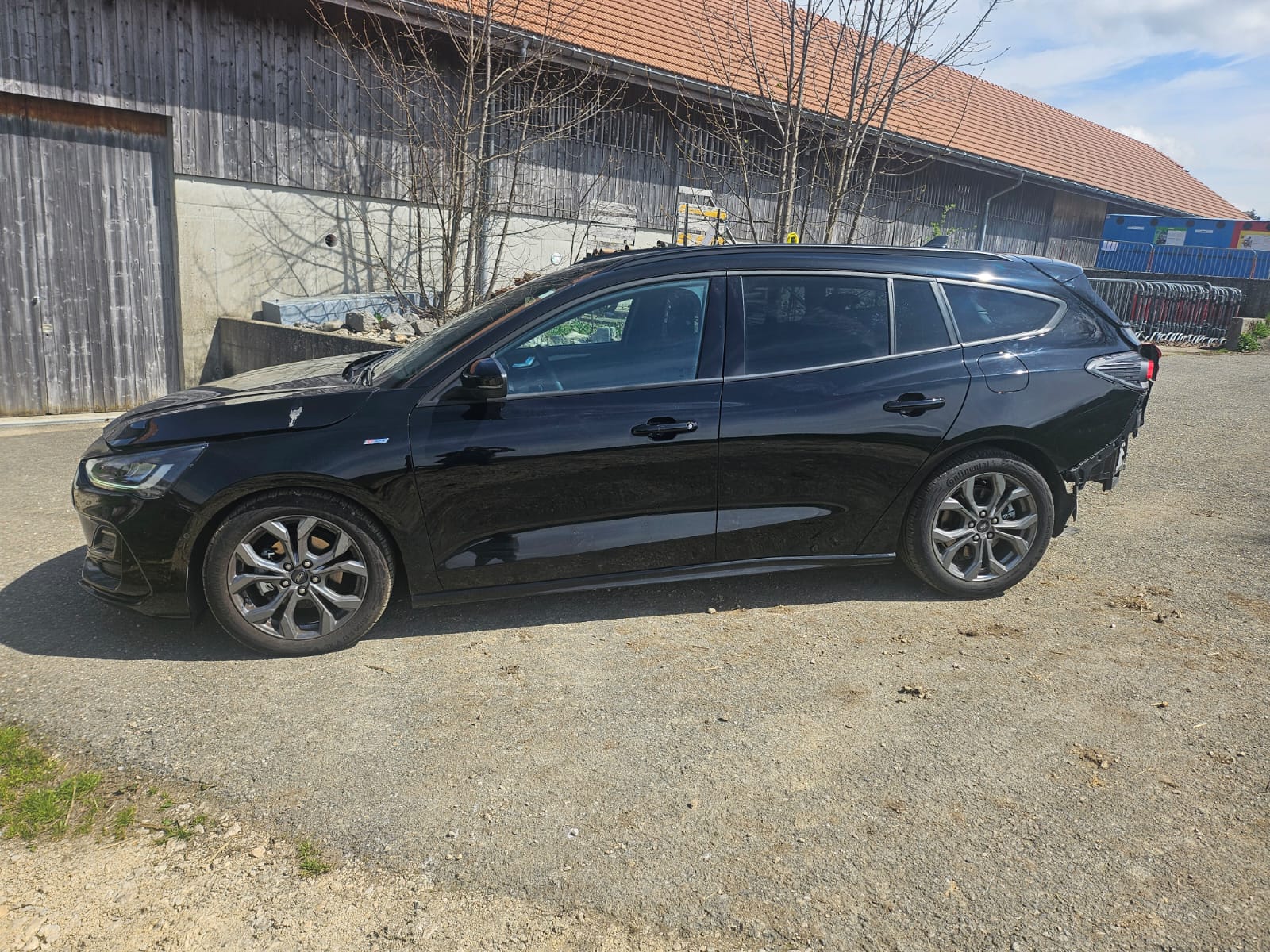 FORD Focus 1.0 MHEV AUTOMAT155 PS ST-Line BESCHADIG ENDOMMAGEE provisorisch fahrbar-image-3