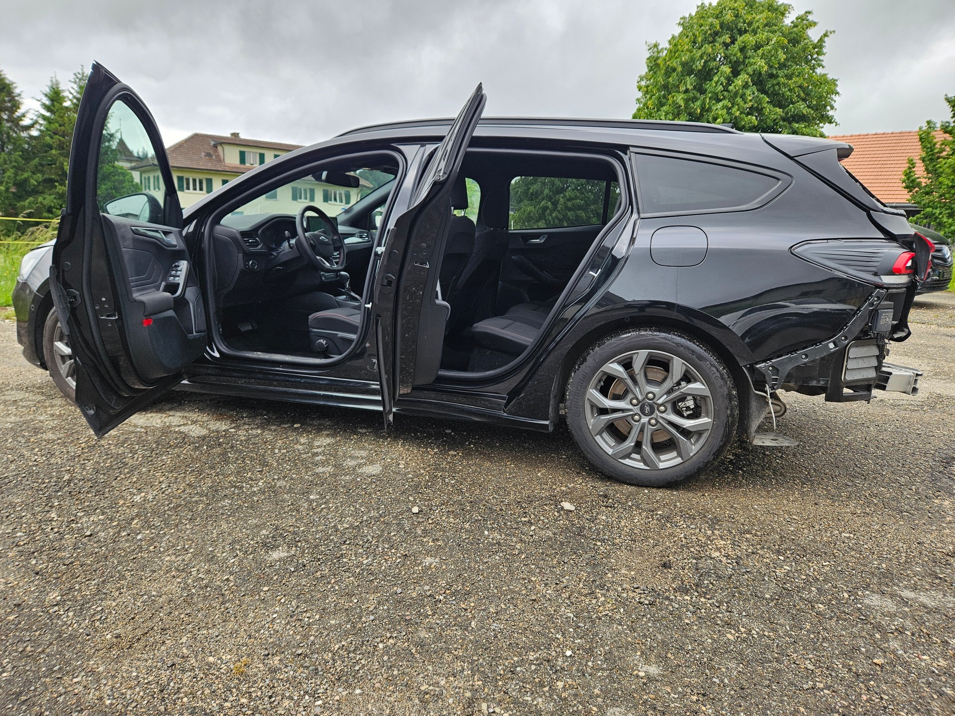 FORD Focus 1.0 MHEV AUTOMAT155 PS ST-Line BESCHADIG ENDOMMAGEE provisorisch fahrbar-image-9