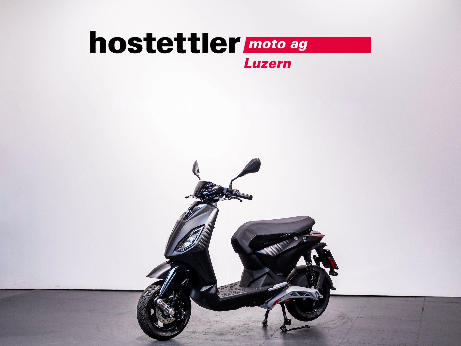PIAGGIO 1 Active-showroom-element-1